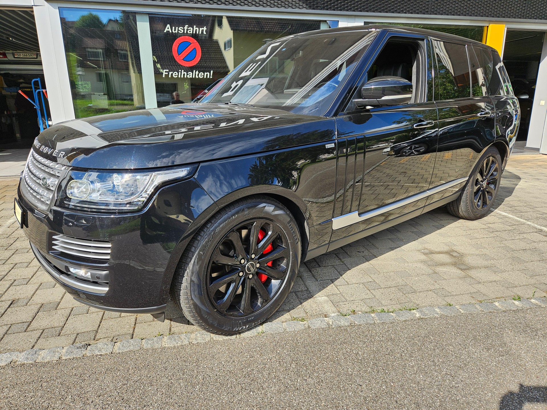 LAND ROVER Range Rover 4.4 SDV8 Autobiography Automatic-showroom-element-1