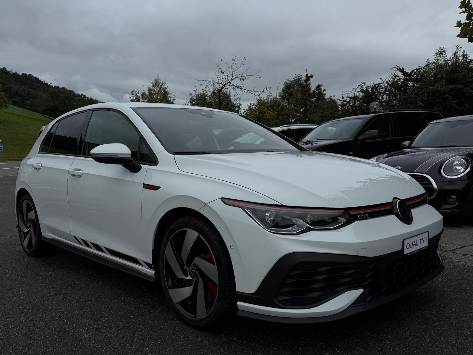 VW Golf 2.0 TSI GTI Clubsport DSG-image-8