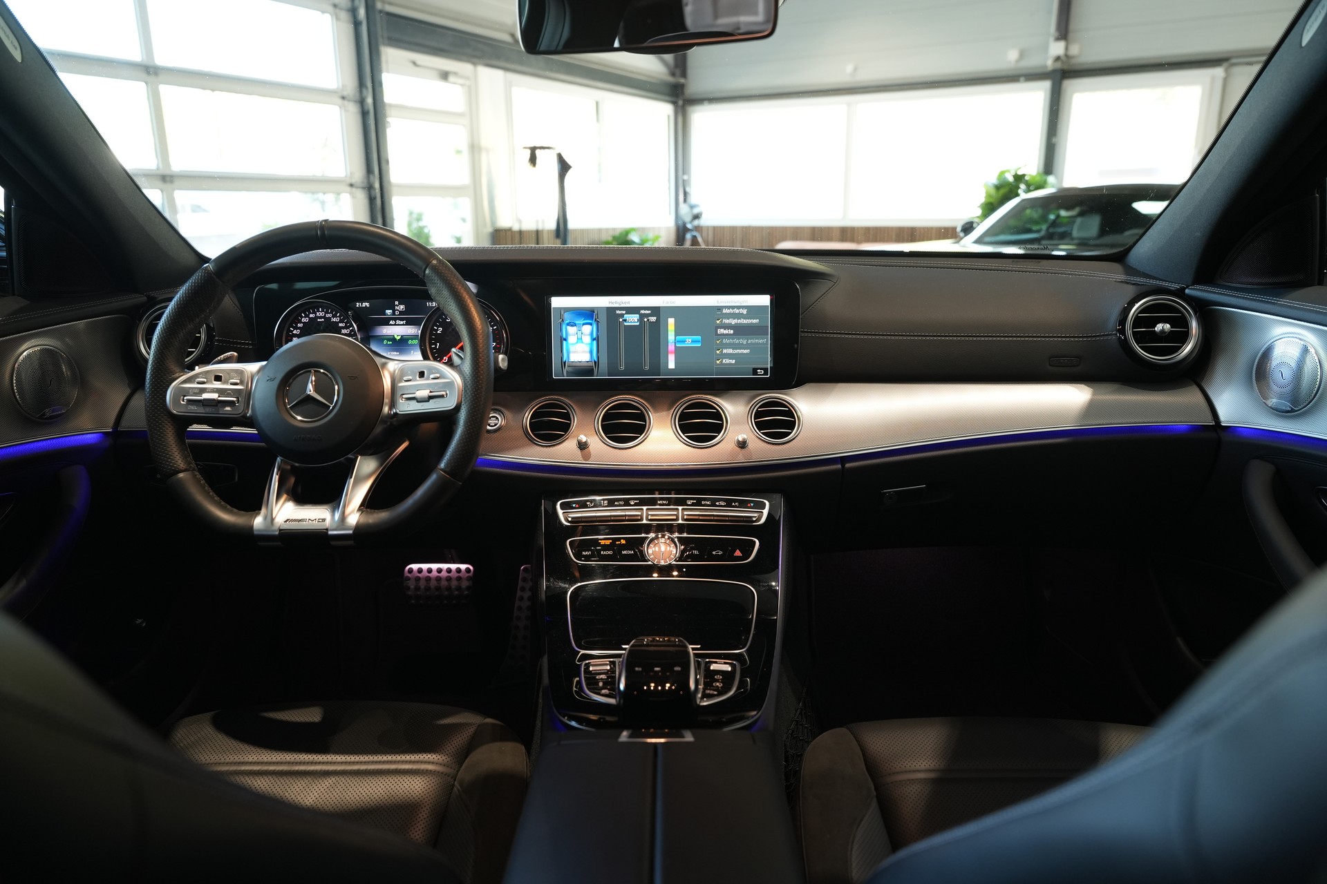 MERCEDES-BENZ E 53 AMG 4Matic+ Speedshift MCT-image-13