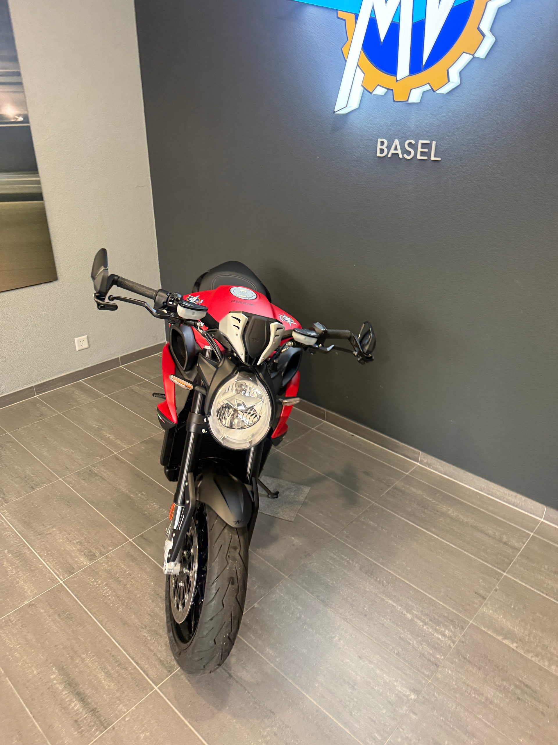 MV AGUSTA Dragster 800 Rosso-image-5