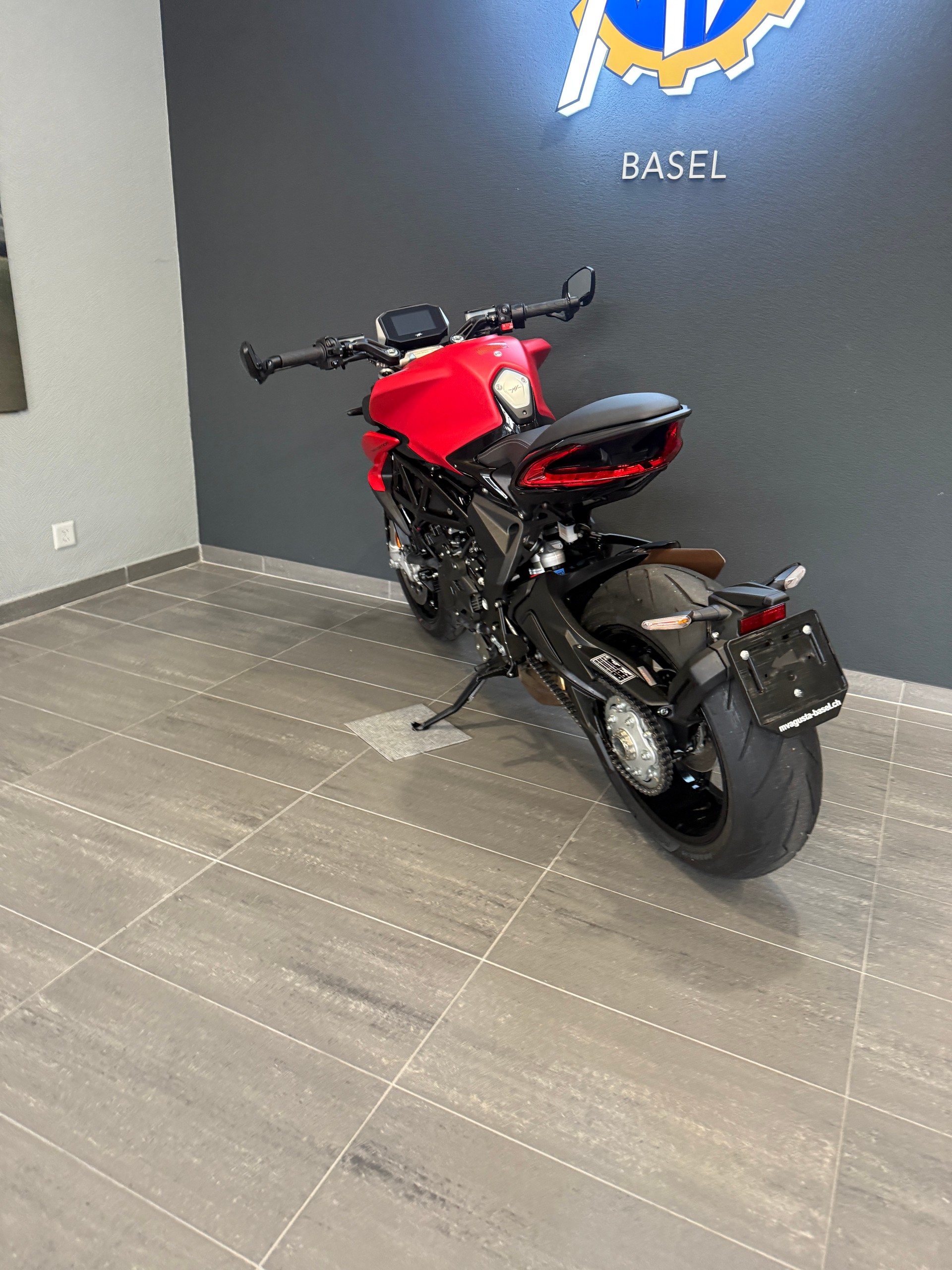 MV AGUSTA Dragster 800 Rosso-image-10