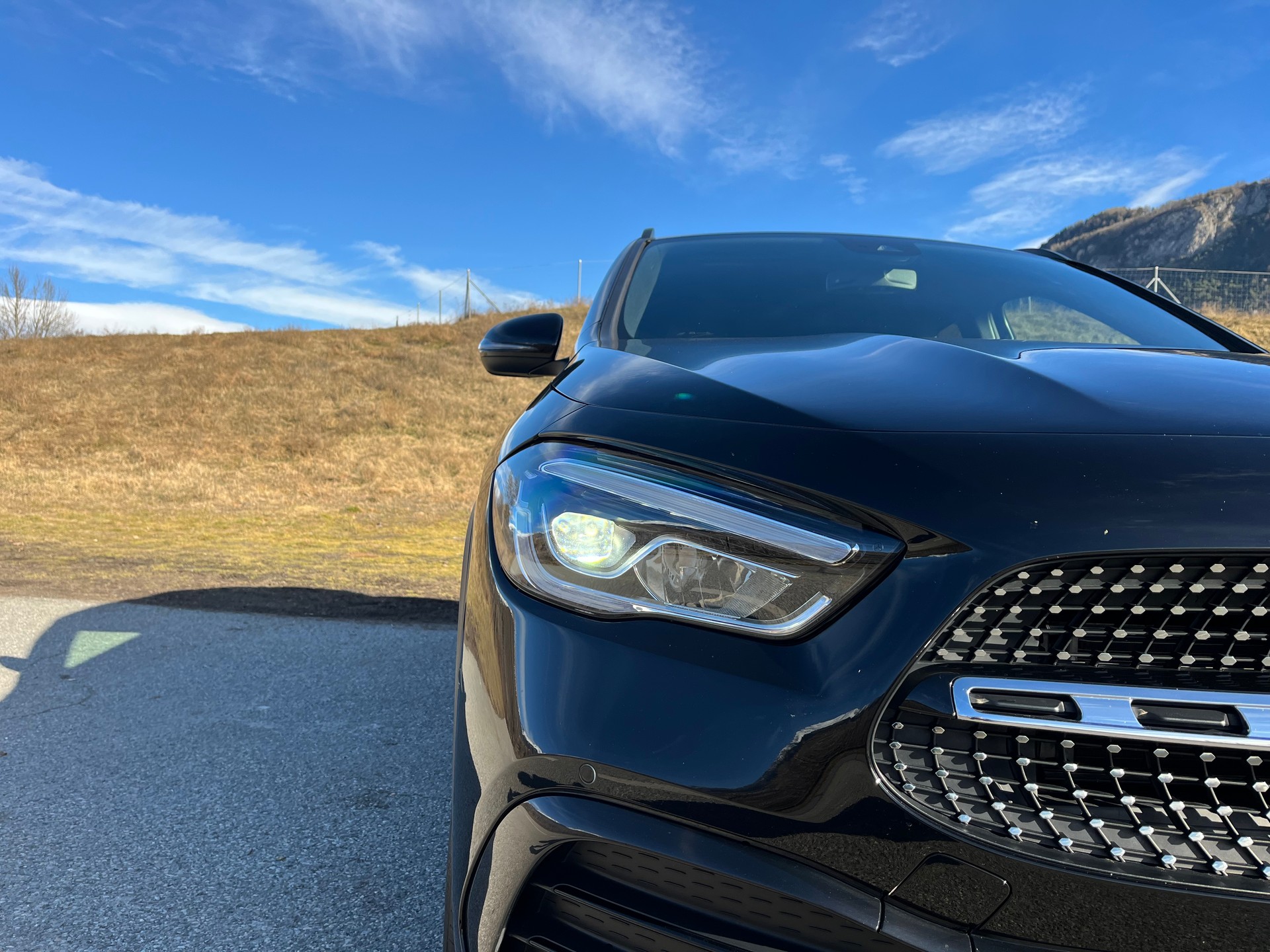 MERCEDES-BENZ GLA 200 AMG Line 7G-DCT-image-8