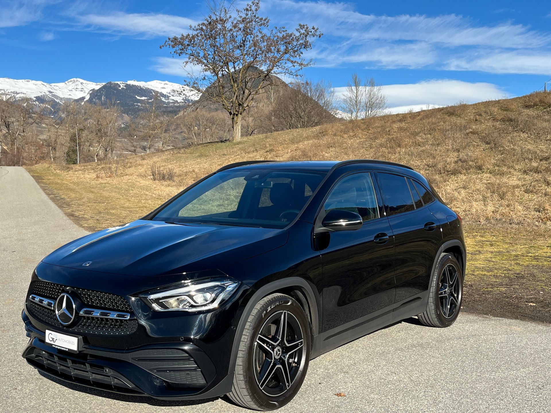 MERCEDES-BENZ GLA 200 AMG Line 7G-DCT