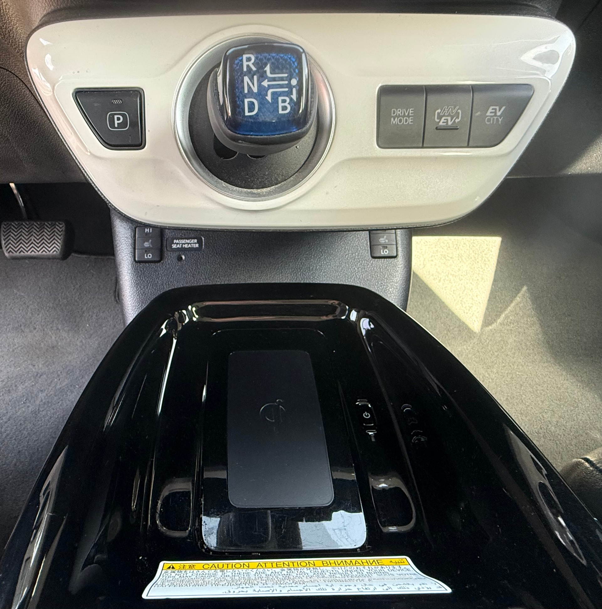 TOYOTA Prius 1.8 VVT-i Plug-in Hybrid Premium-image-5