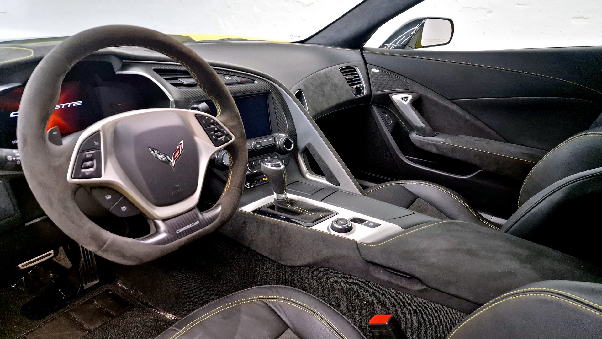 CHEVROLET Corvette Z06 C7.R Edition 3LZ LT4 Z07-image-14