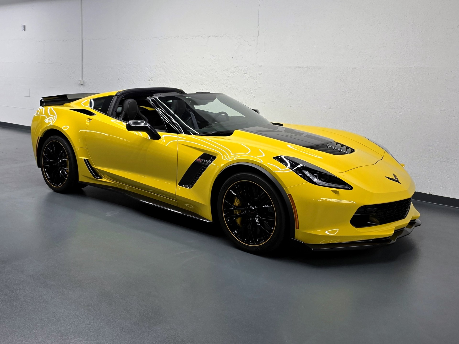 CHEVROLET Corvette Z06 C7.R Edition 3LZ LT4 Z07-showroom-element-1
