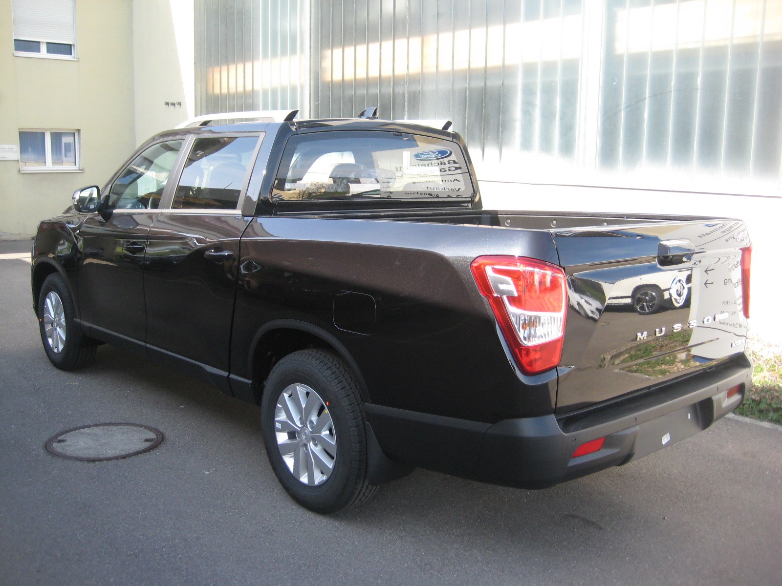 KGM-SsangYong Grand Musso 2.2 4WD Platinum AT-image-2