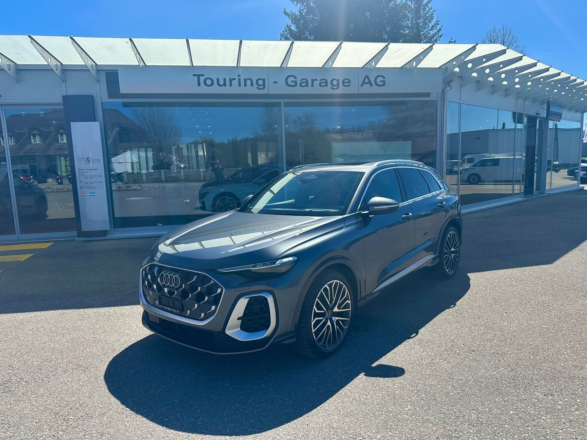 AUDI SQ5 TFSI quattro S-tronic