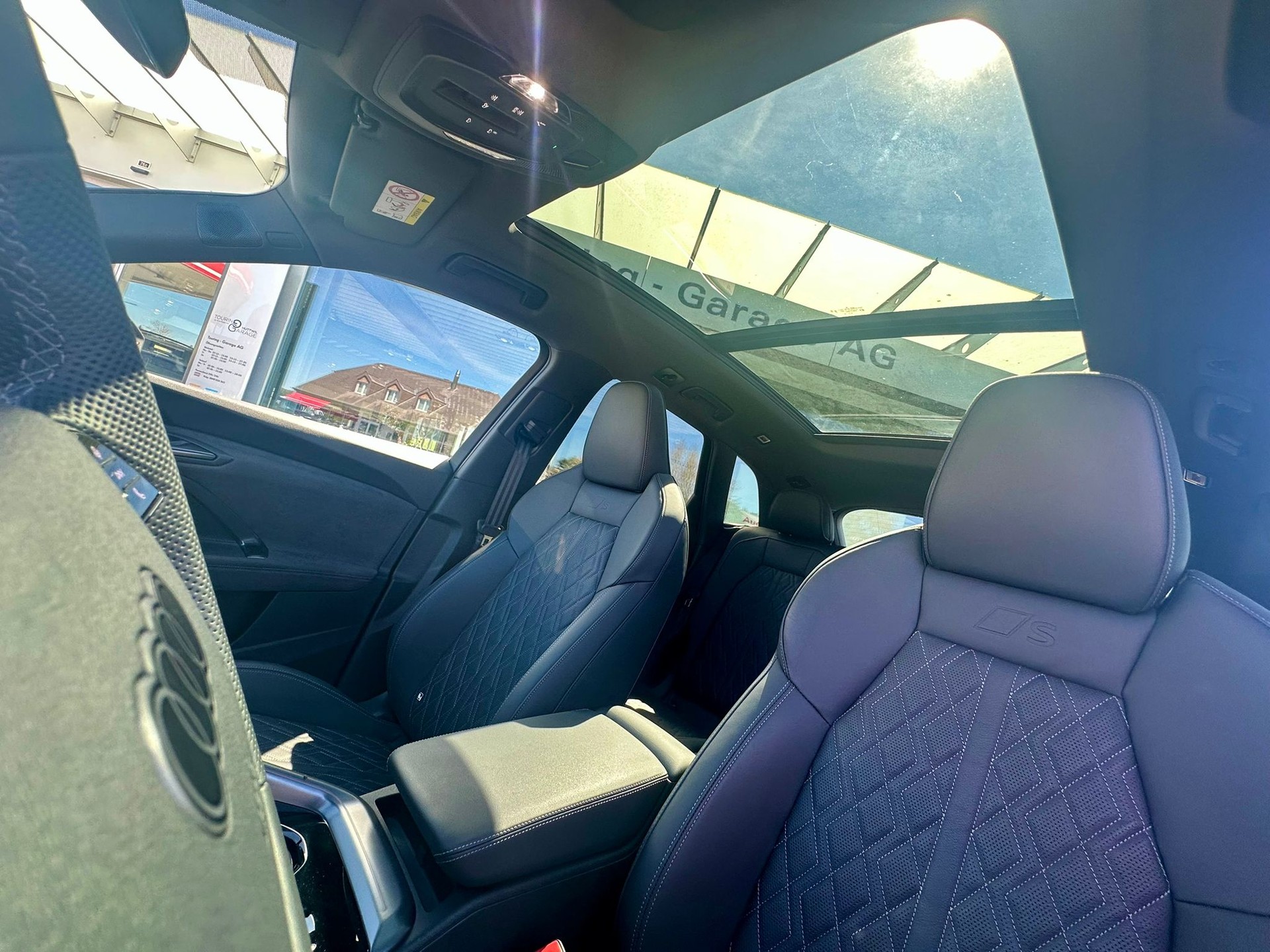 AUDI SQ5 TFSI quattro S-tronic-image-24