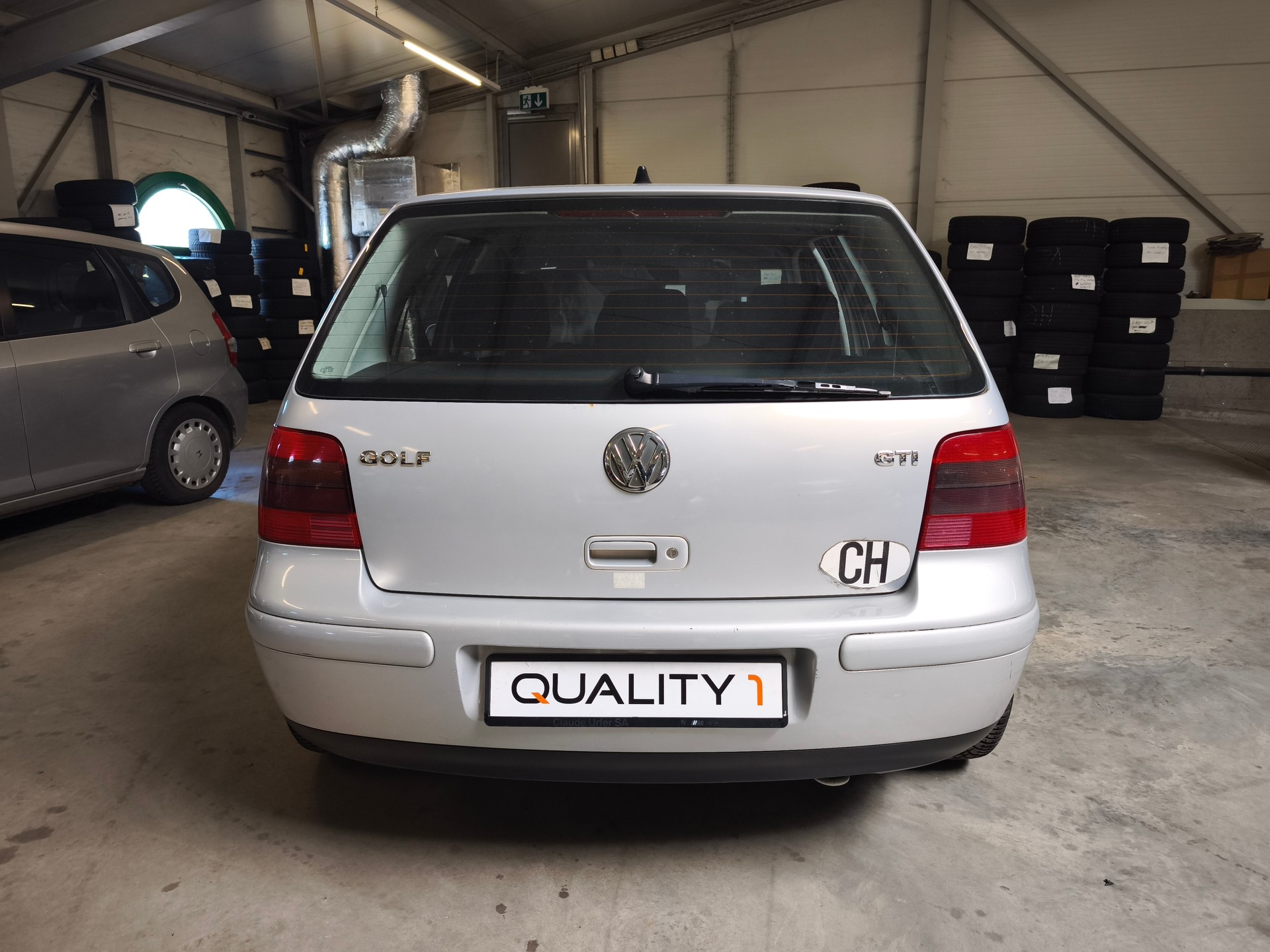 VW Golf 1.8 GTI-image-3
