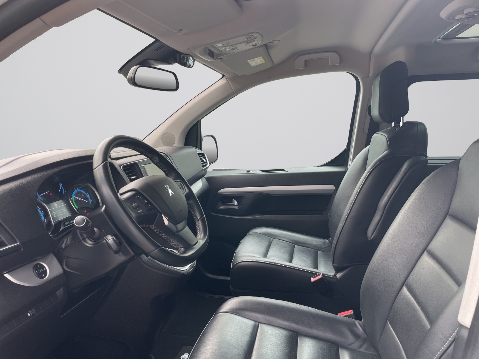 PEUGEOT eTraveller50 Allure Stand-image-4