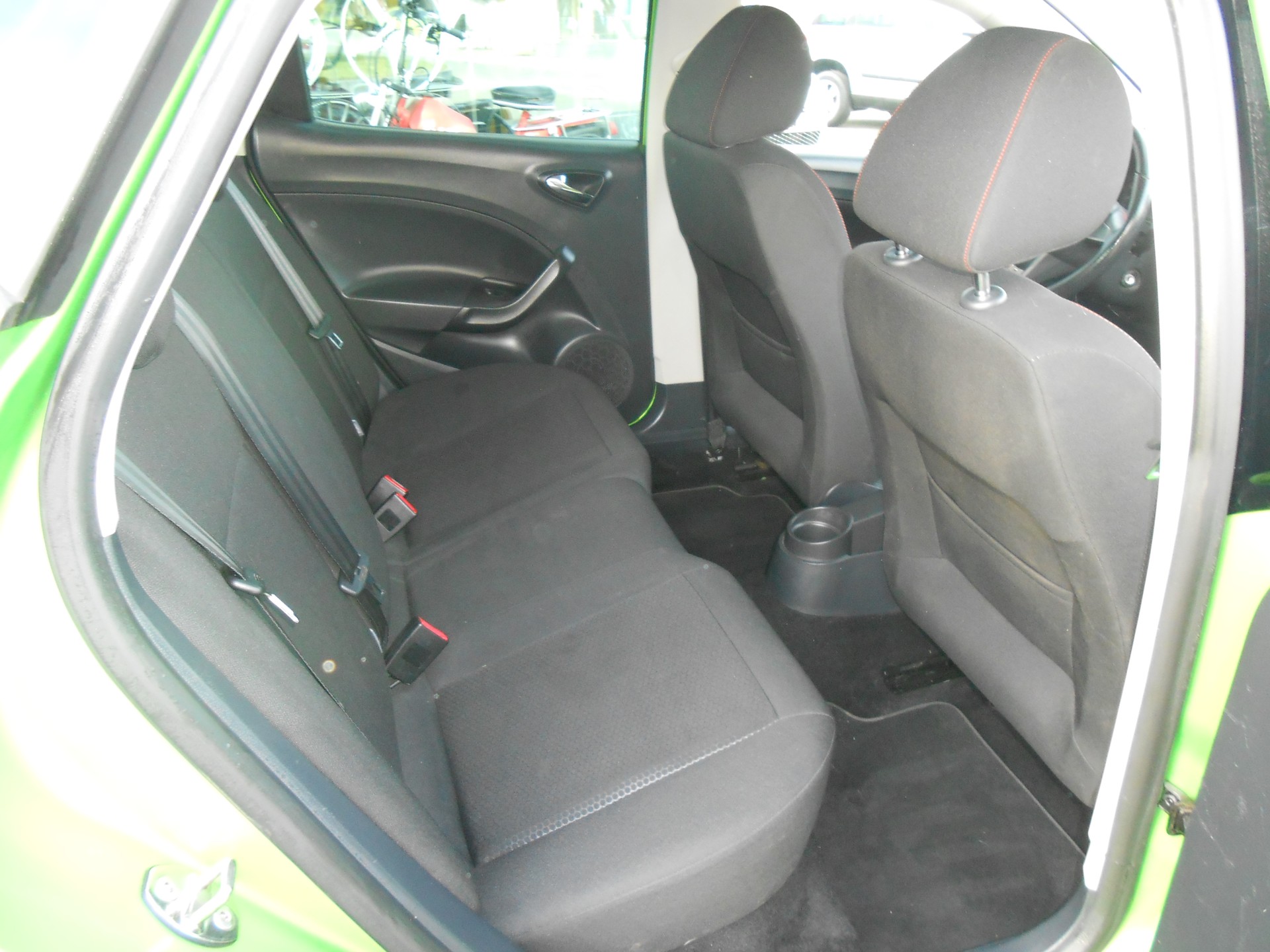 SEAT Ibiza 1.2 TSI FR Viva-image-7