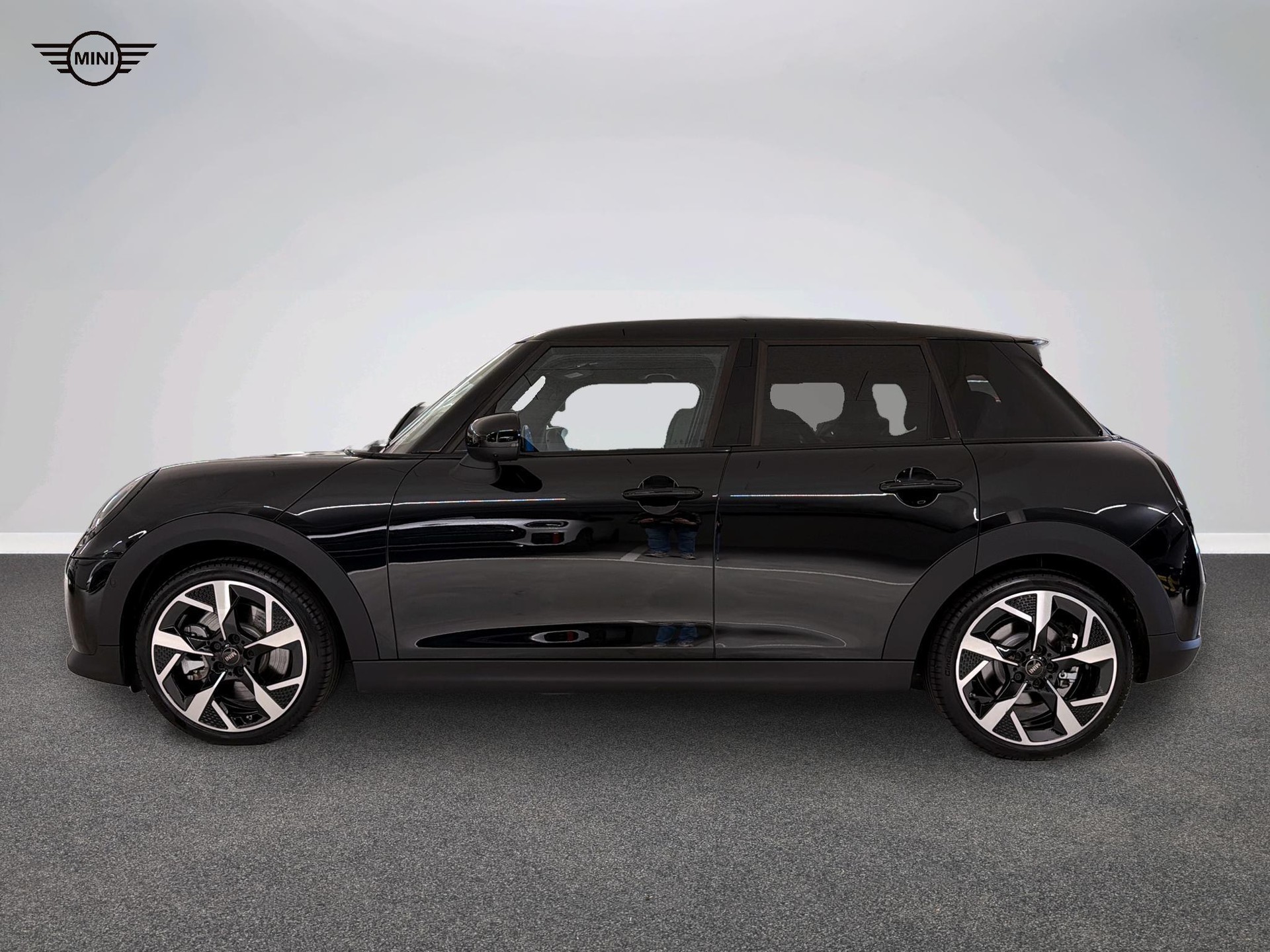 MINI Cooper 5 door S-showroom-element-1