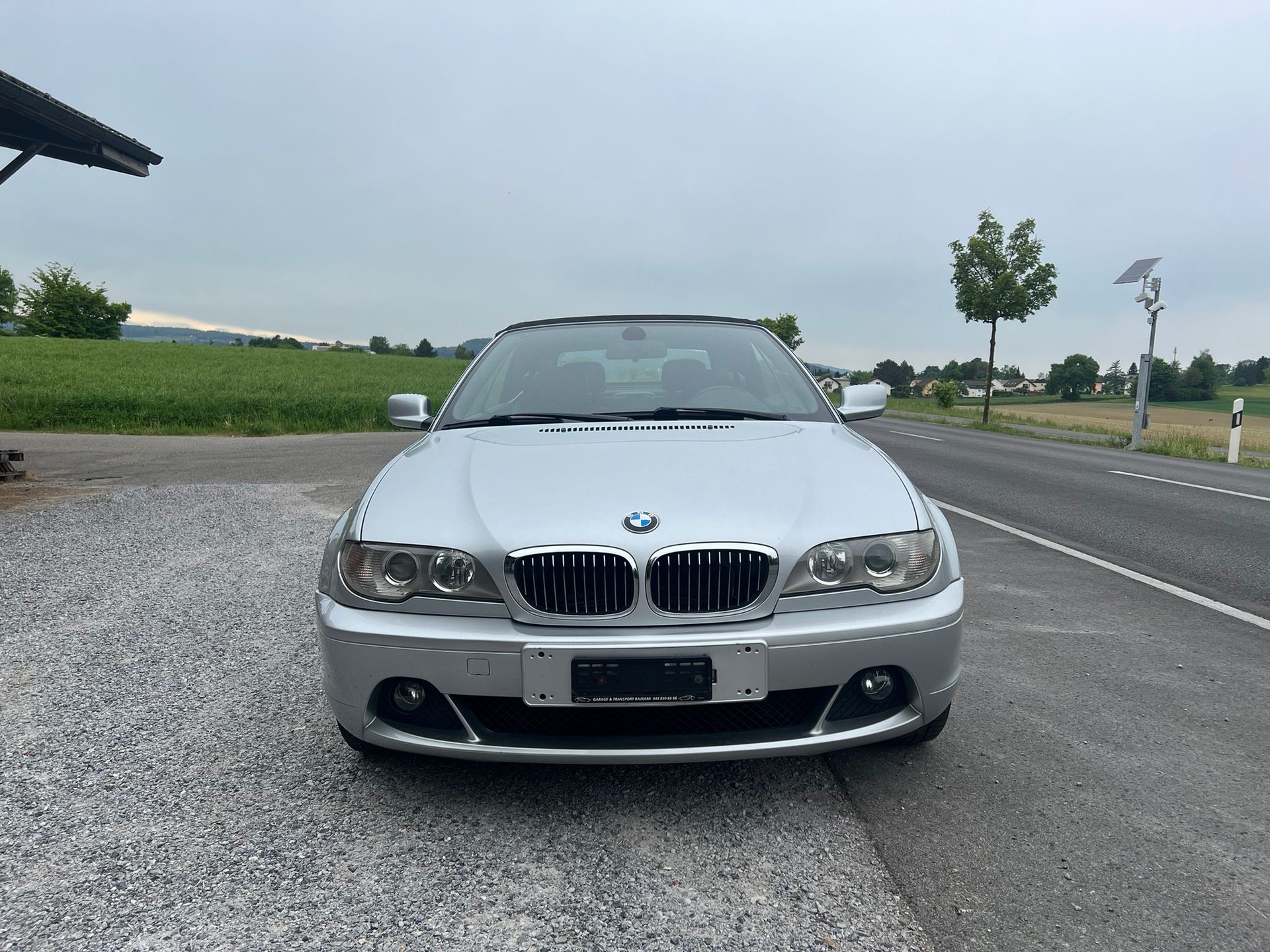 BMW 330Ci Cabriolet-image-6