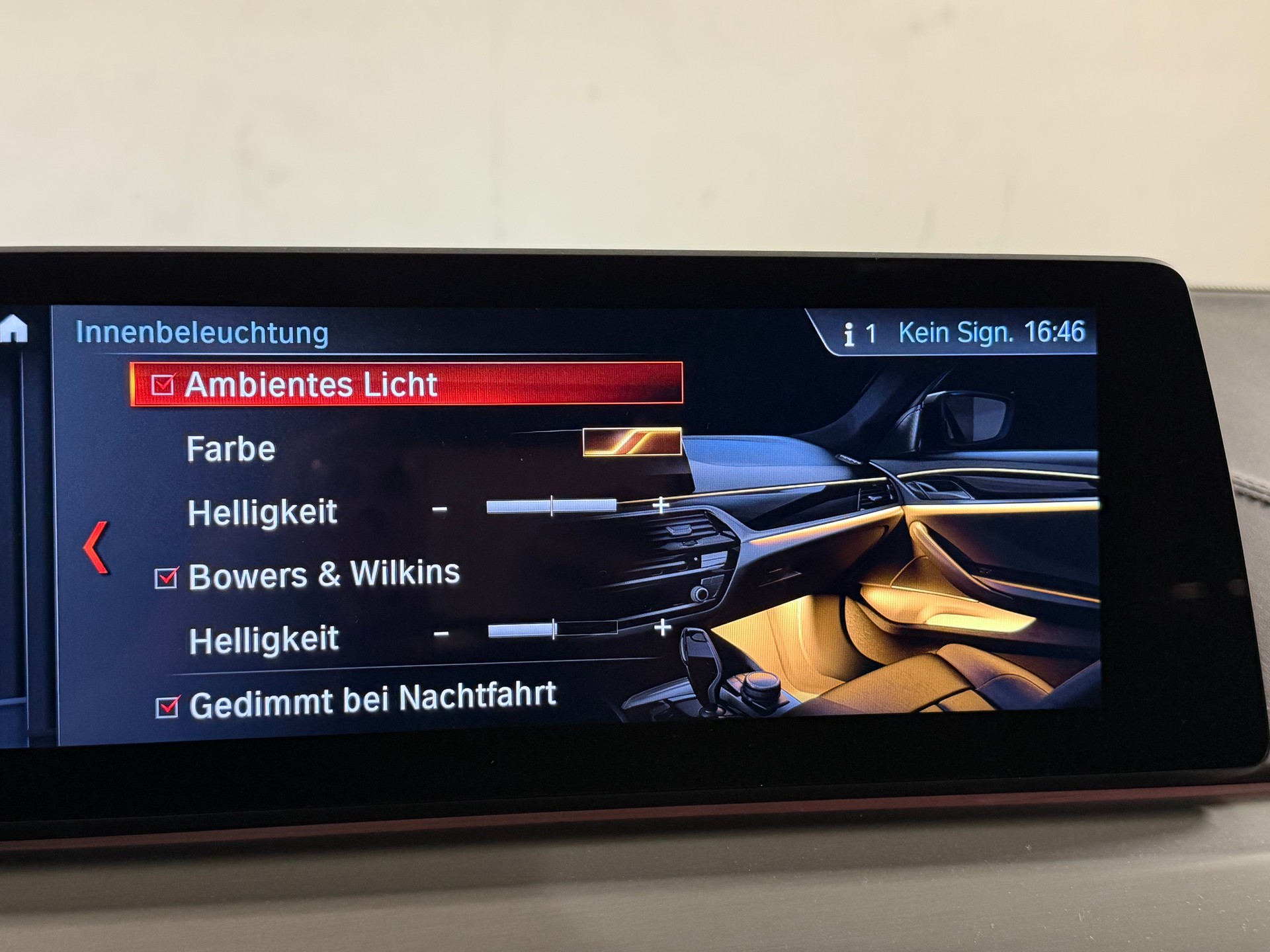 BMW M550d xDrive Touring Steptronic-image-25