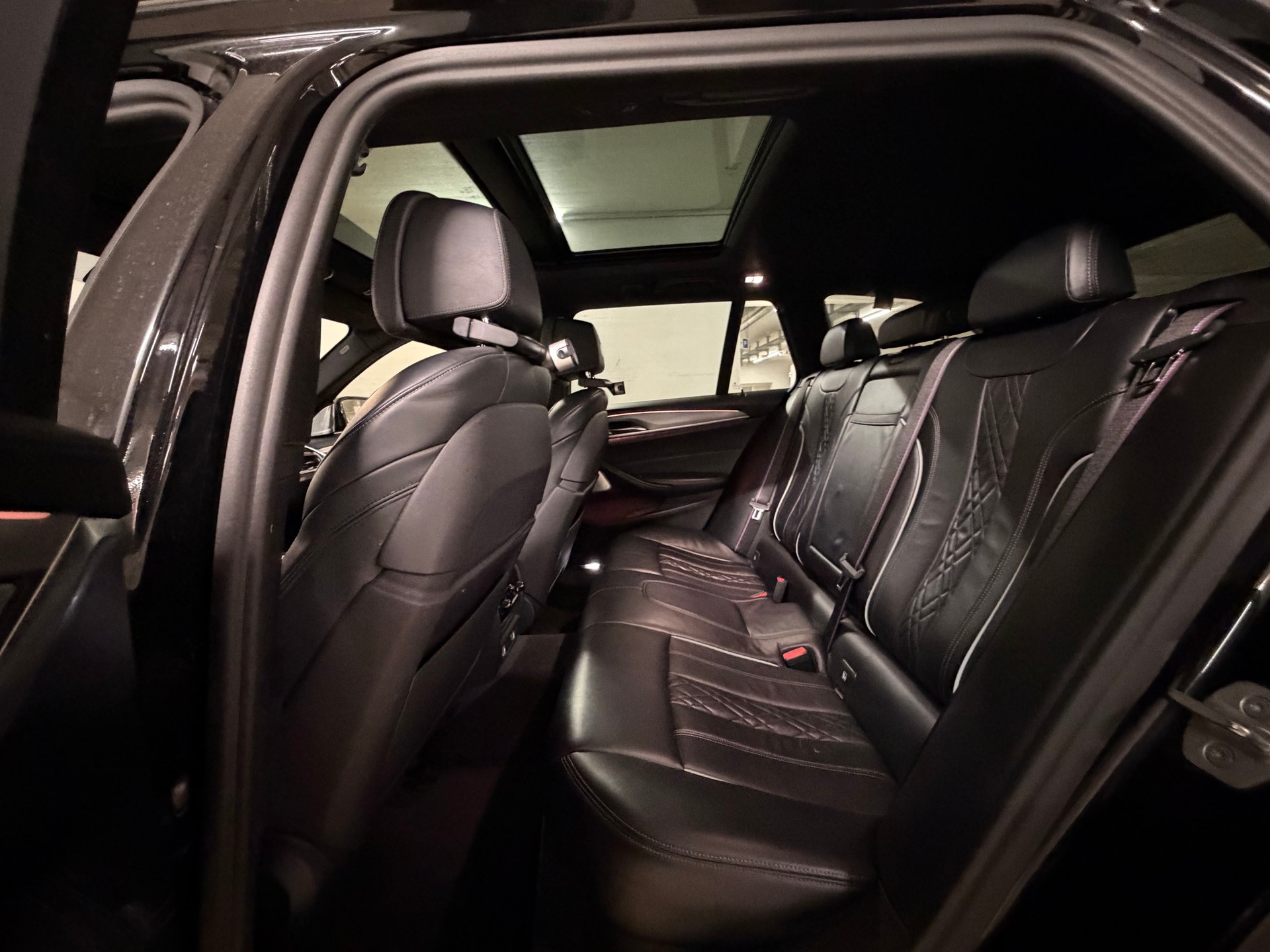 BMW M550d xDrive Touring Steptronic-image-9