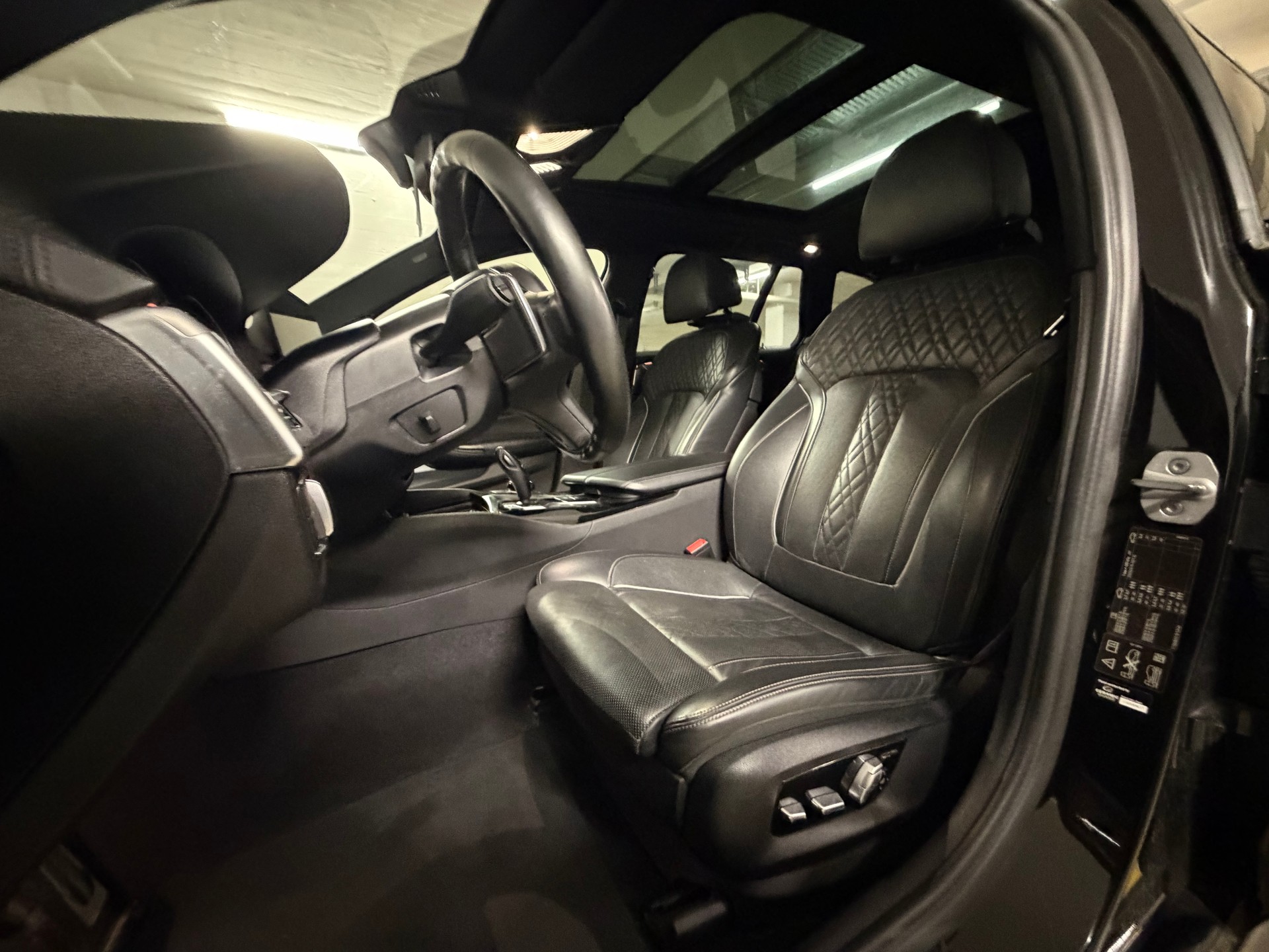 BMW M550d xDrive Touring Steptronic-image-8
