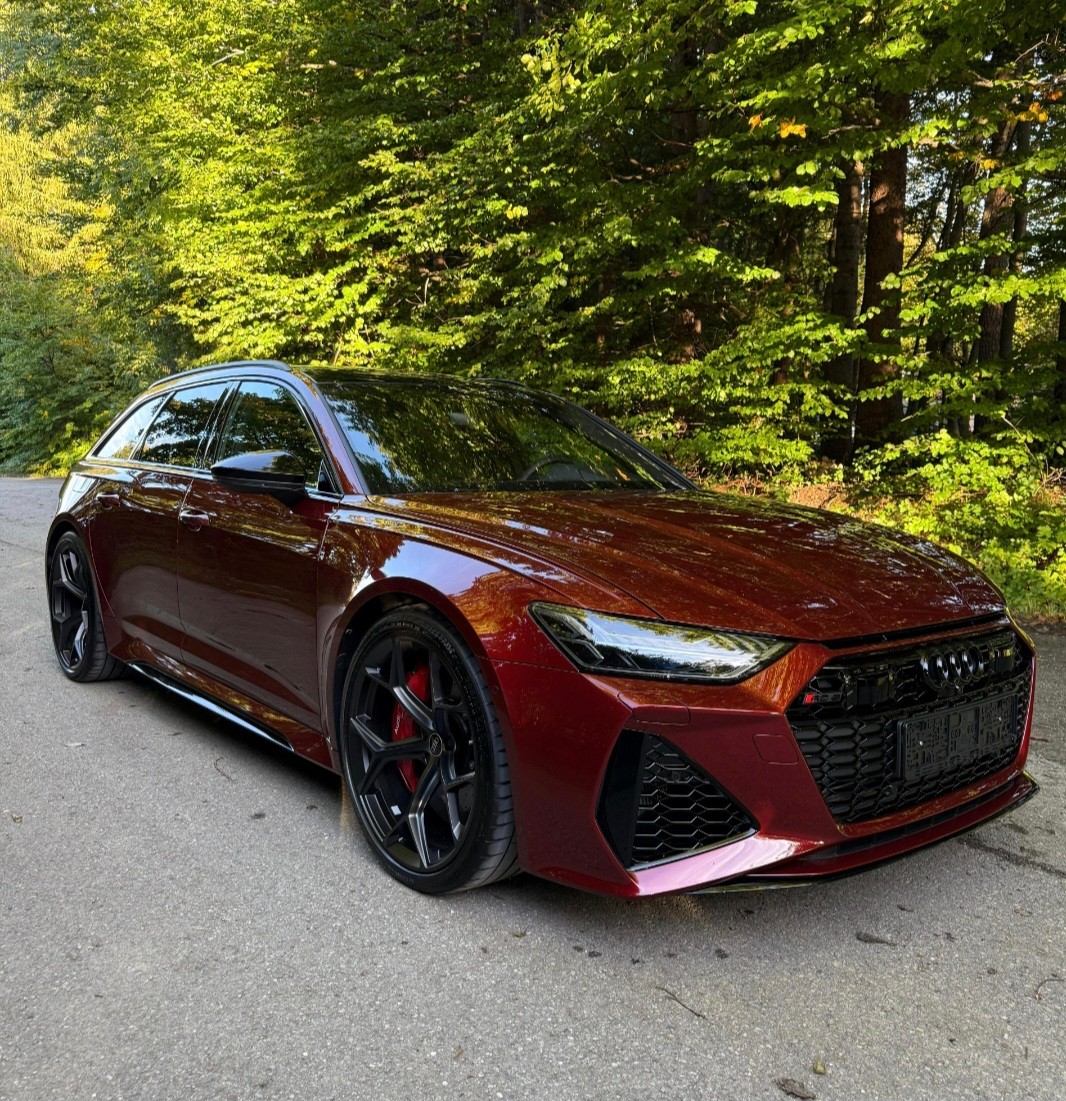 AUDI RS6 Avant 4.0 TFSI V8 Performance quattro