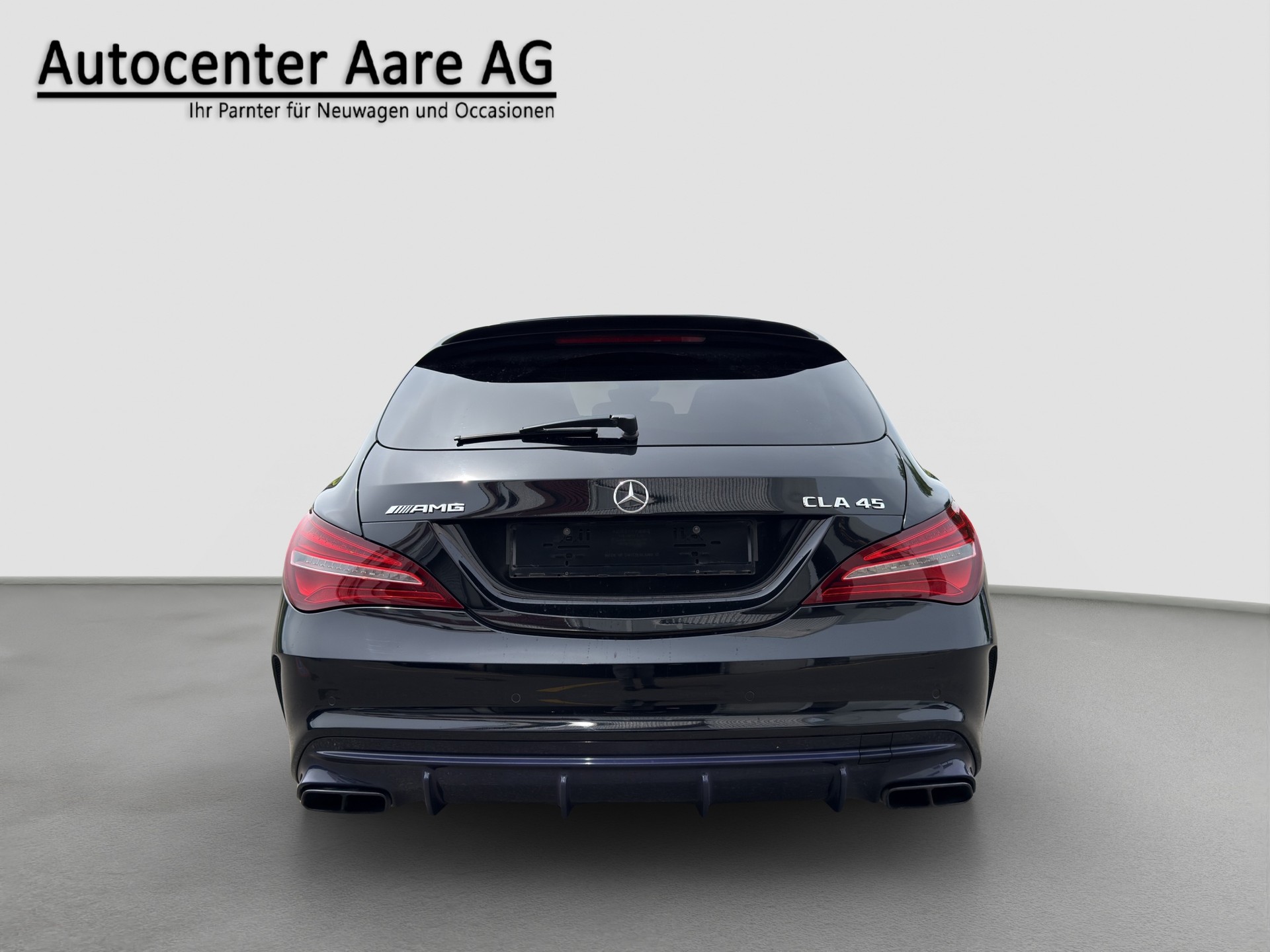 MERCEDES-BENZ CLA Shooting Brake 45 AMG 4Matic Speedshift-image-5