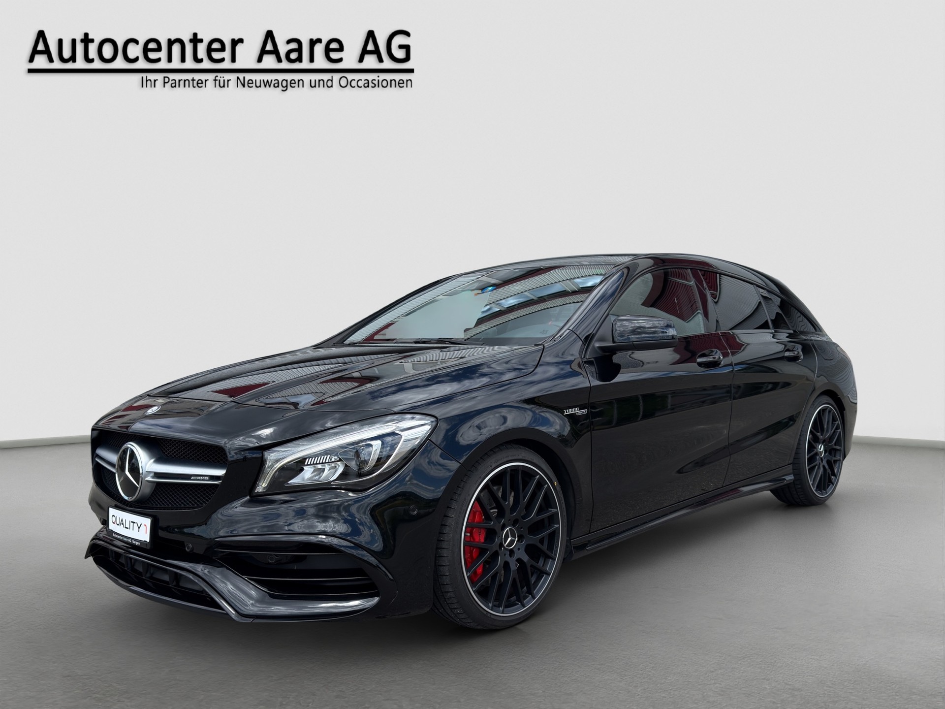 MERCEDES-BENZ CLA Shooting Brake 45 AMG 4Matic Speedshift-showroom-element-2