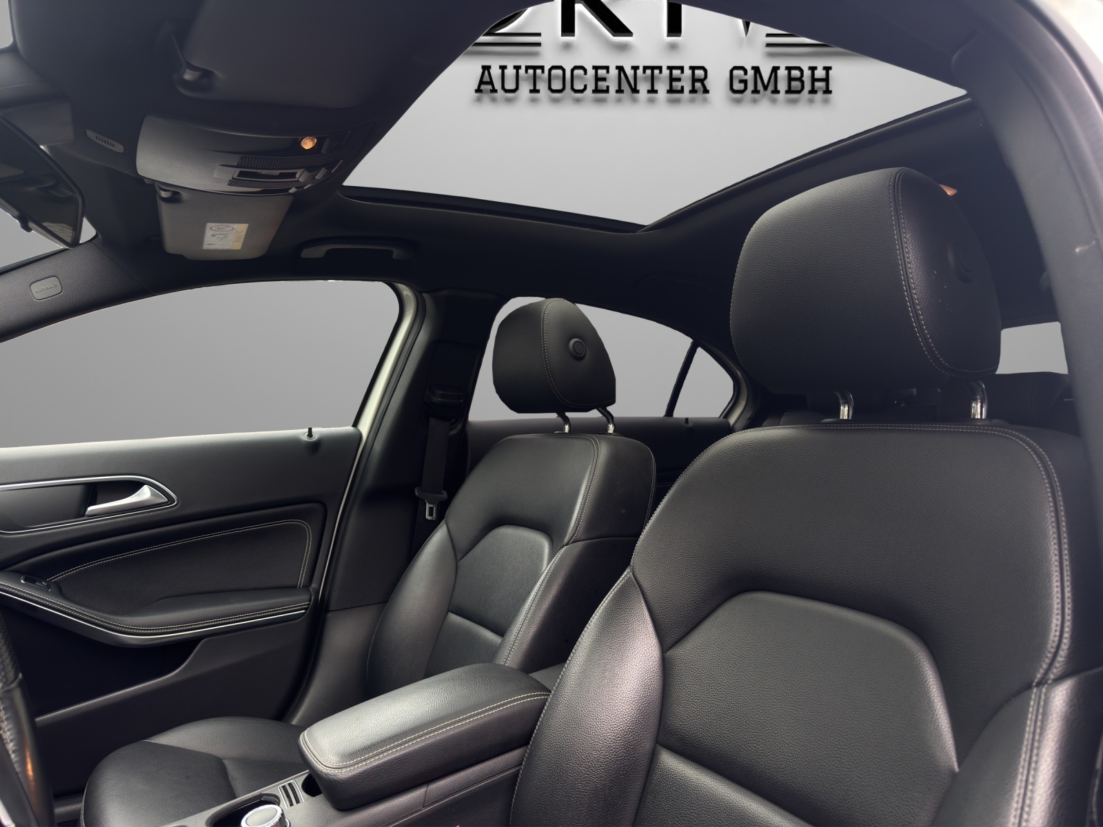 MERCEDES-BENZ A 220 Urban 4Matic 7G-DCT-image-10