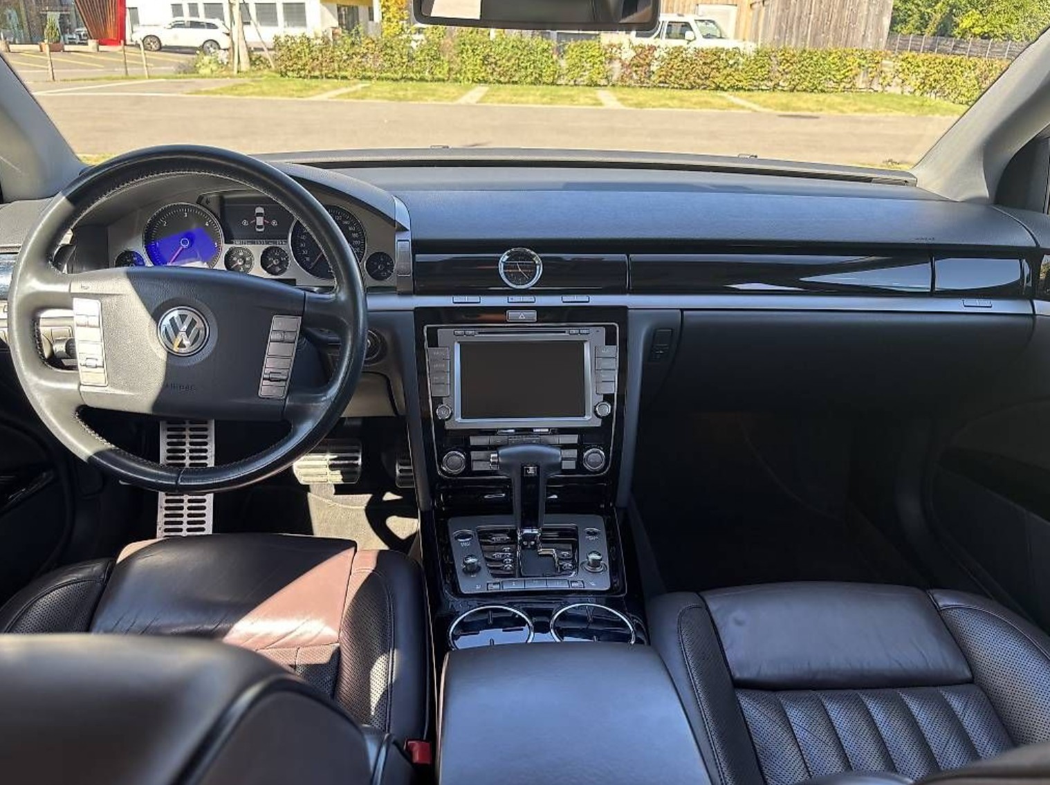 VW Phaeton 3.0 TDI V6 4 Motion Volkswagen Individual-image-3