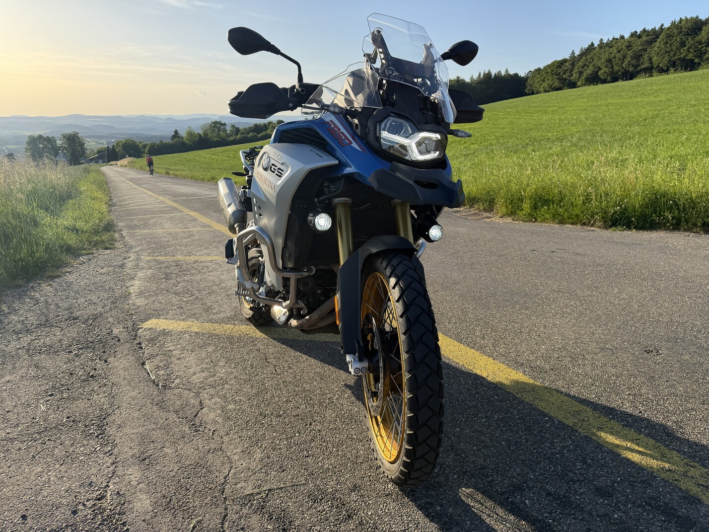 BMW F 850 GS Adventure ABS-image-2
