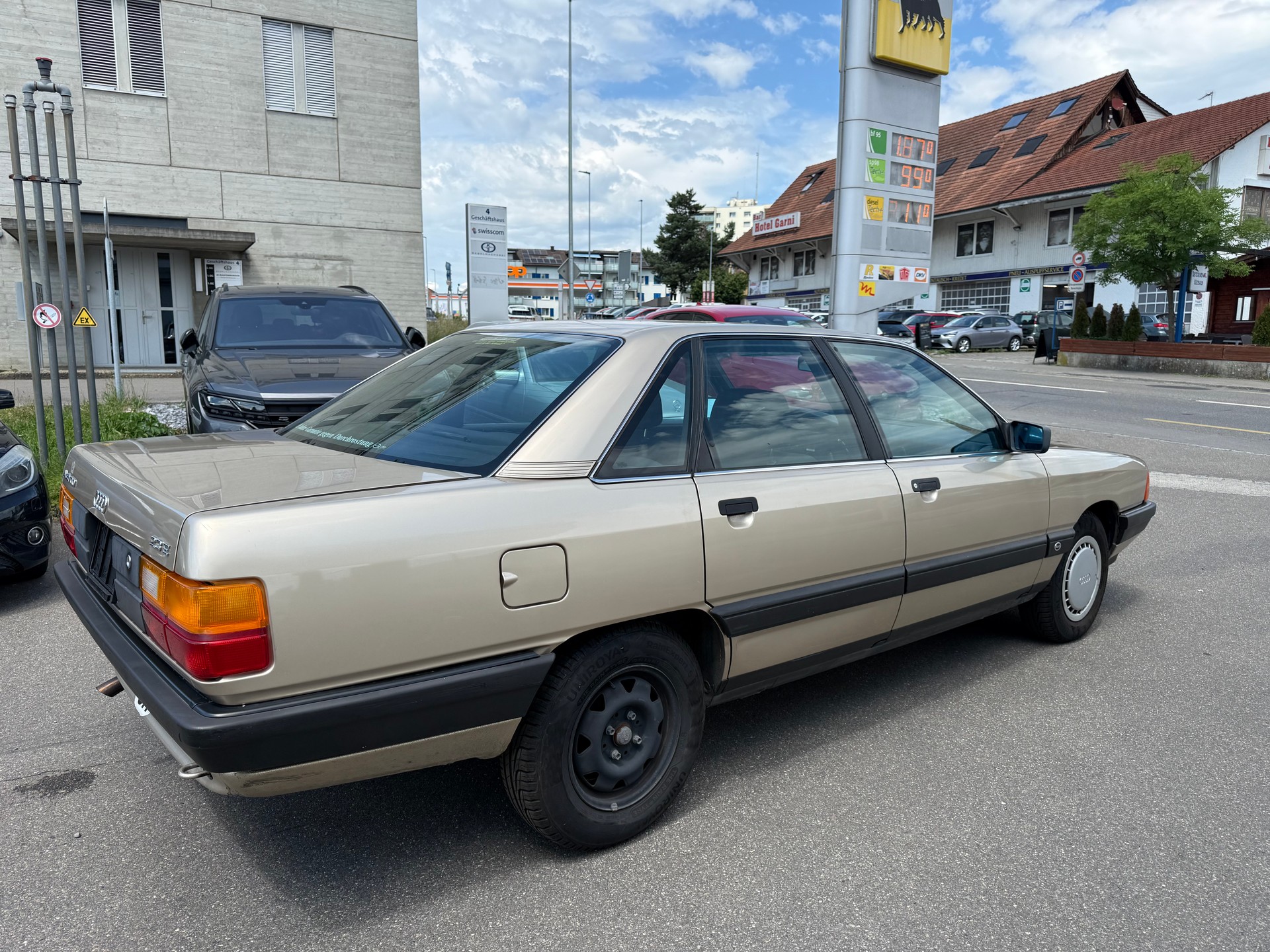 AUDI 100 2.3 CD-image-5