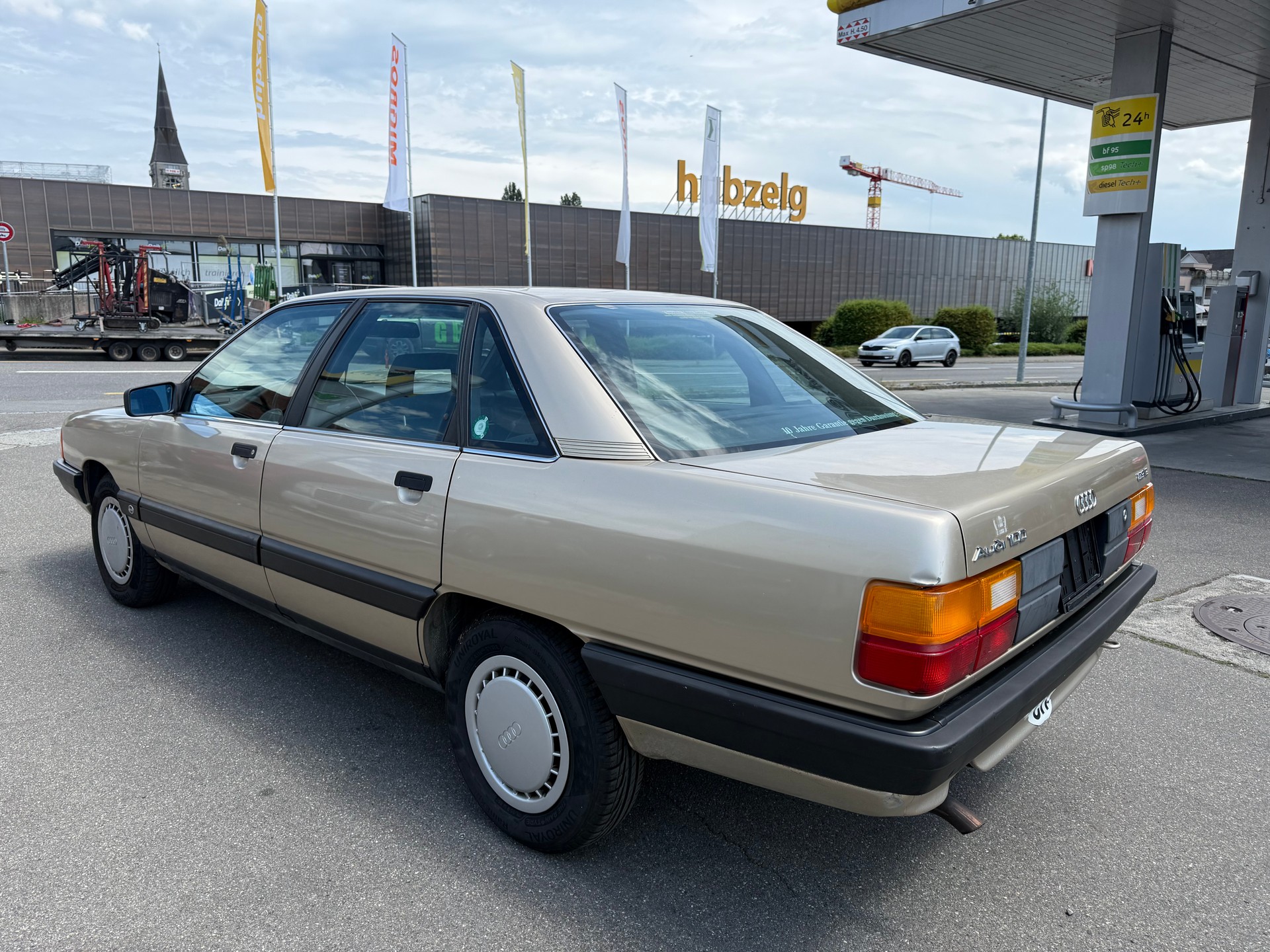 AUDI 100 2.3 CD-image-4