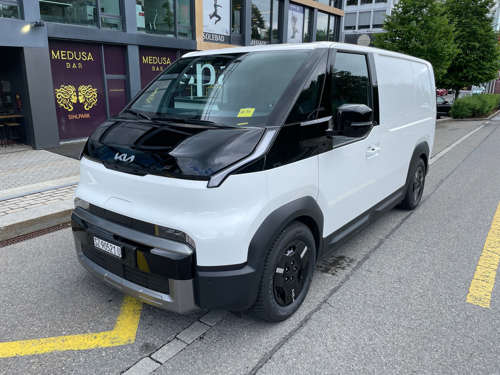 KIA PV5 Cargo 71.2 kWh Plus Würth EDITION Handwerkerausbau