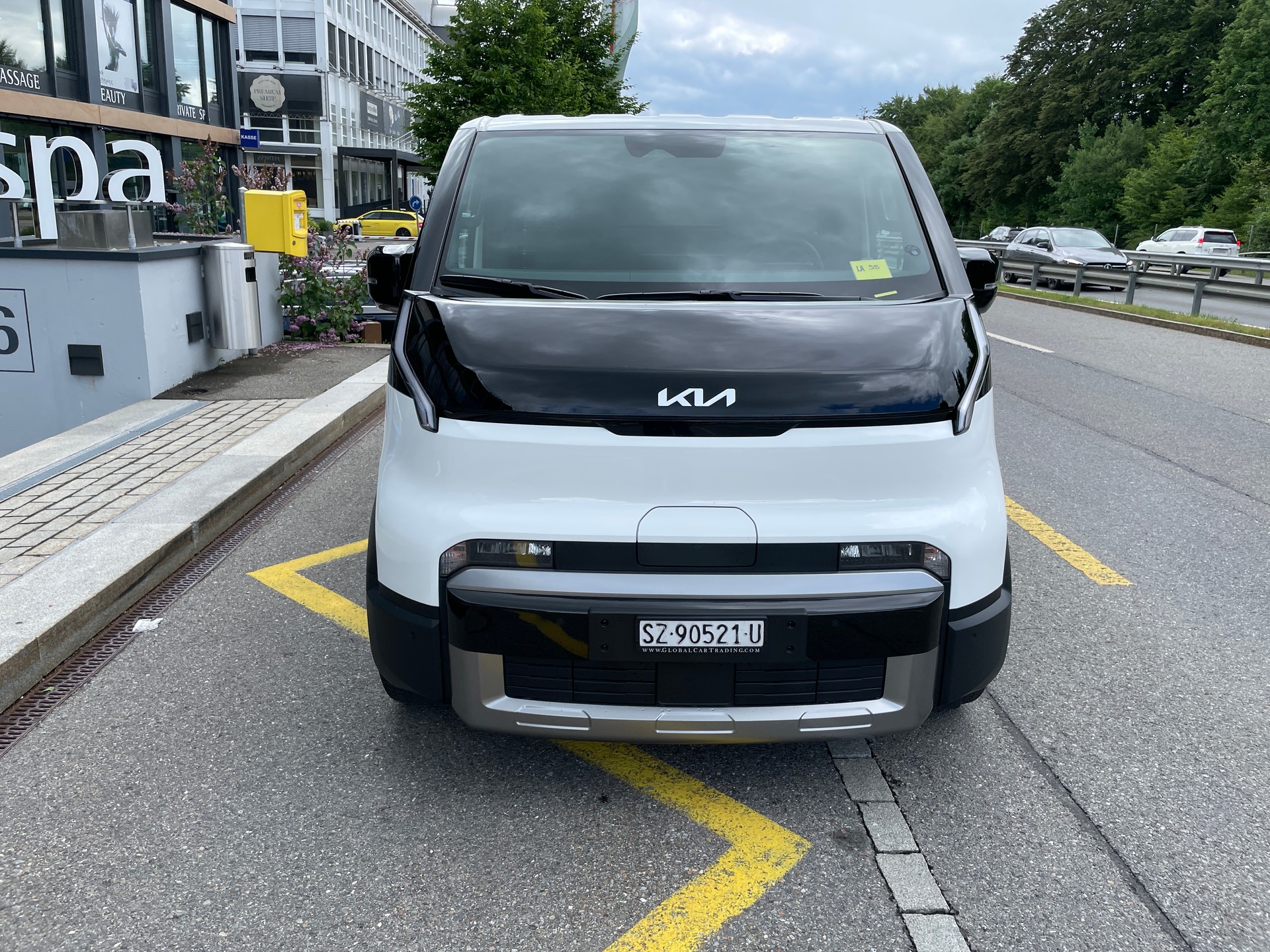 KIA PV5 Cargo 71.2 kWh Plus Würth EDITION Handwerkerausbau-showroom-element-1