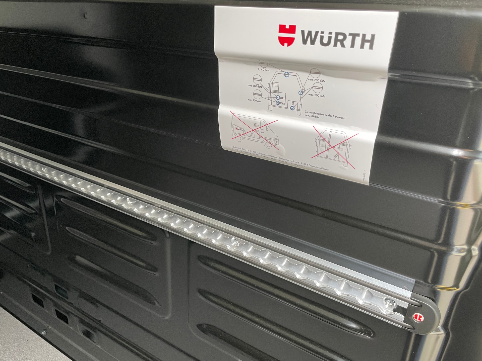 KIA PV5 Cargo 71.2 kWh Plus Würth EDITION Handwerkerausbau-image-6