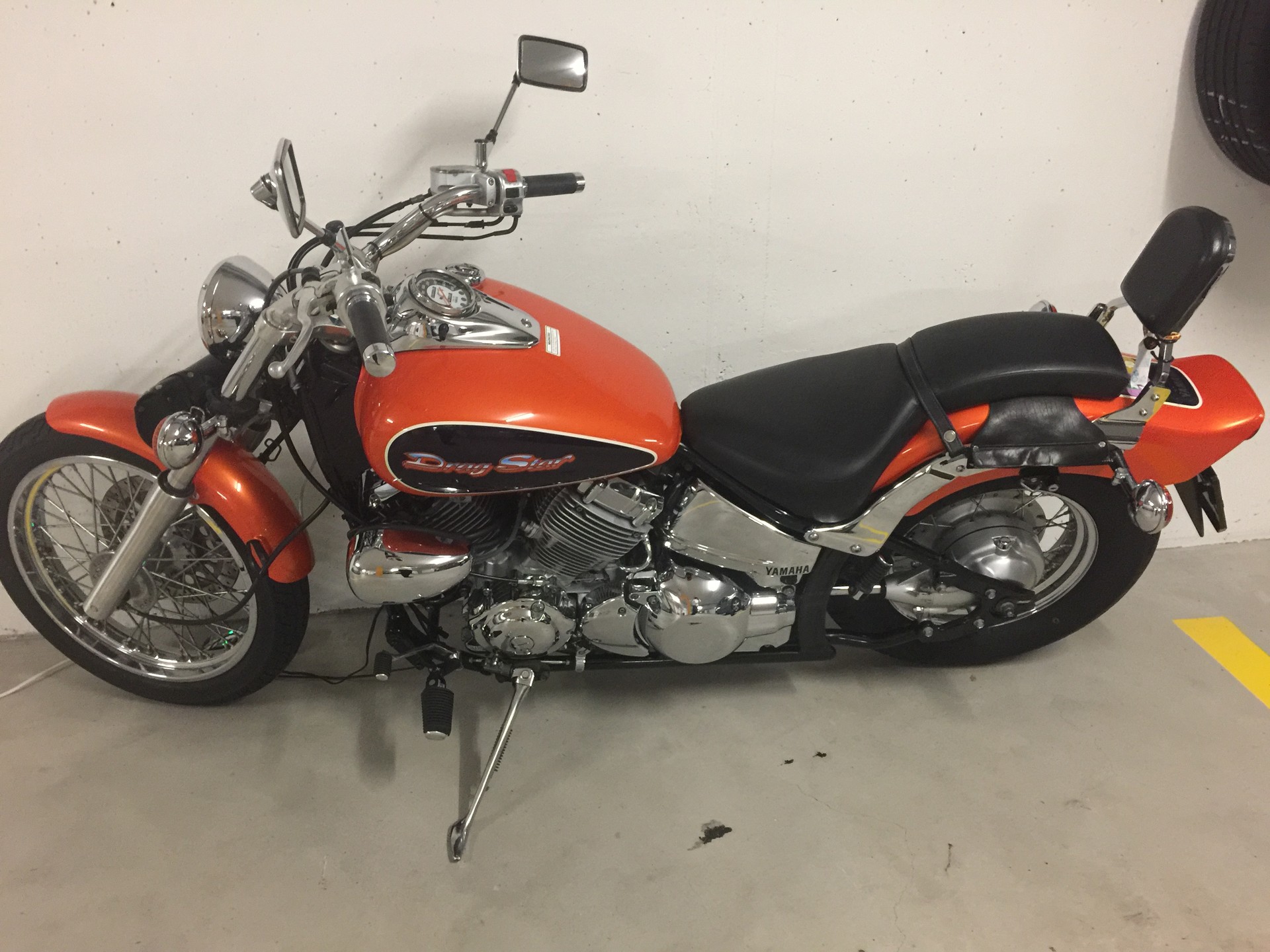 YAMAHA XVS 650 Drag Star-image-1