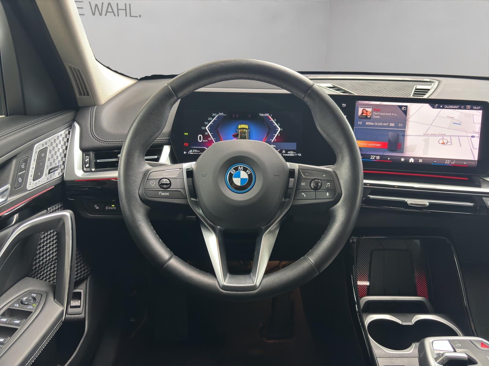 BMW X1 30e xDrive-image-6
