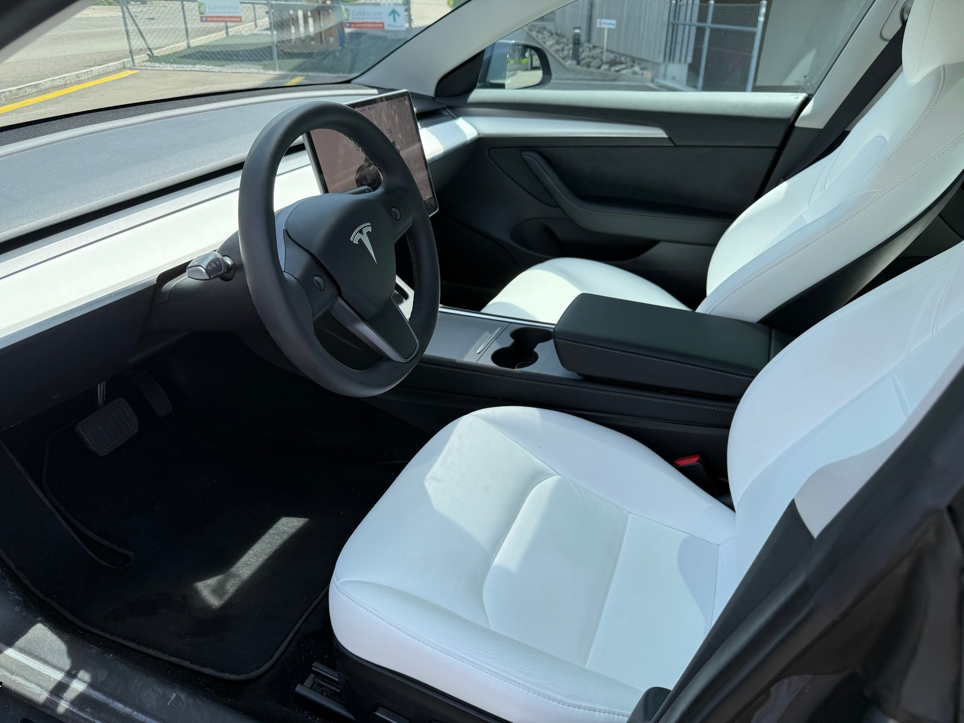 TESLA Basis-image-4