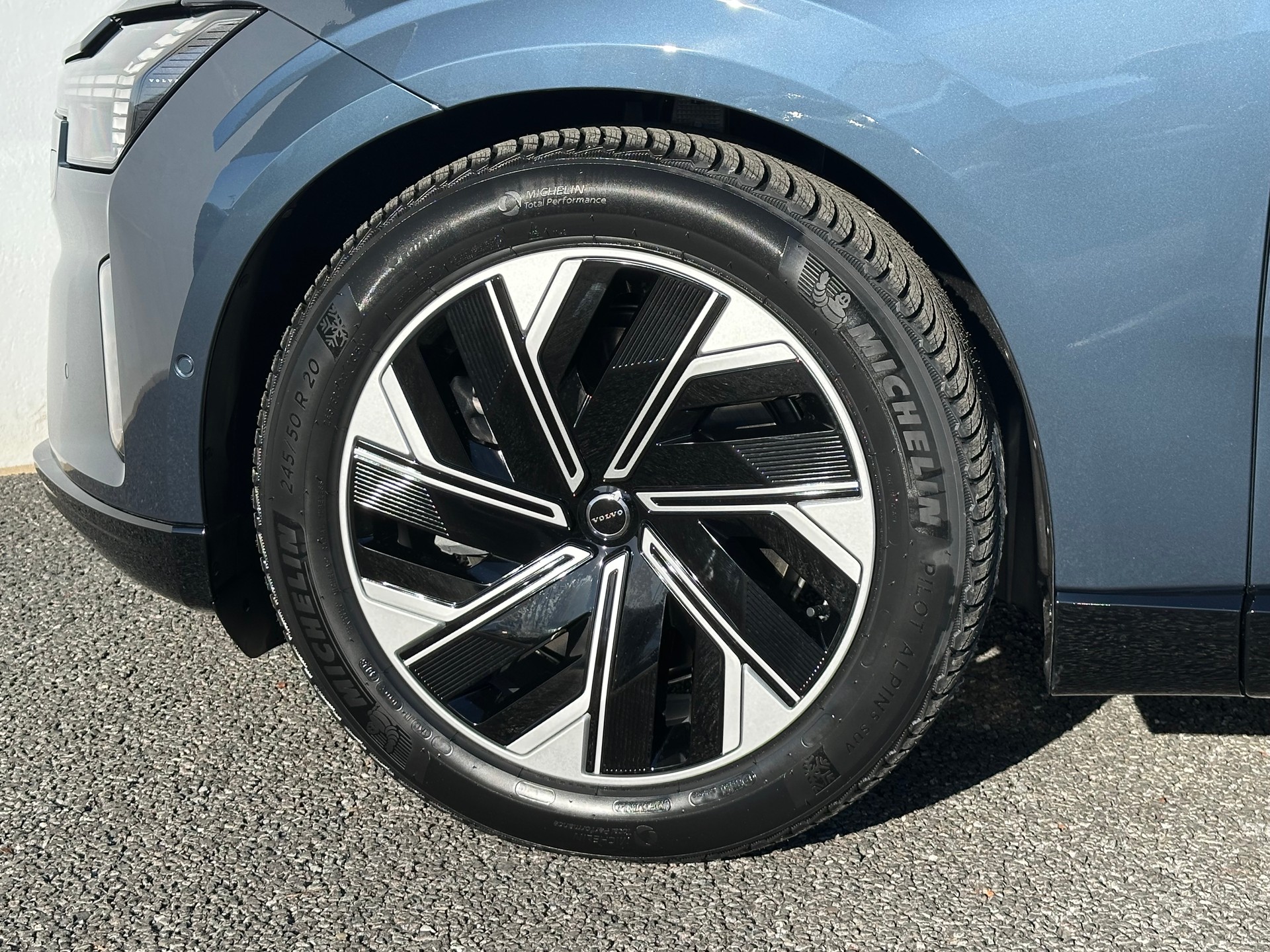 VOLVO ES90 Ultra-image-7