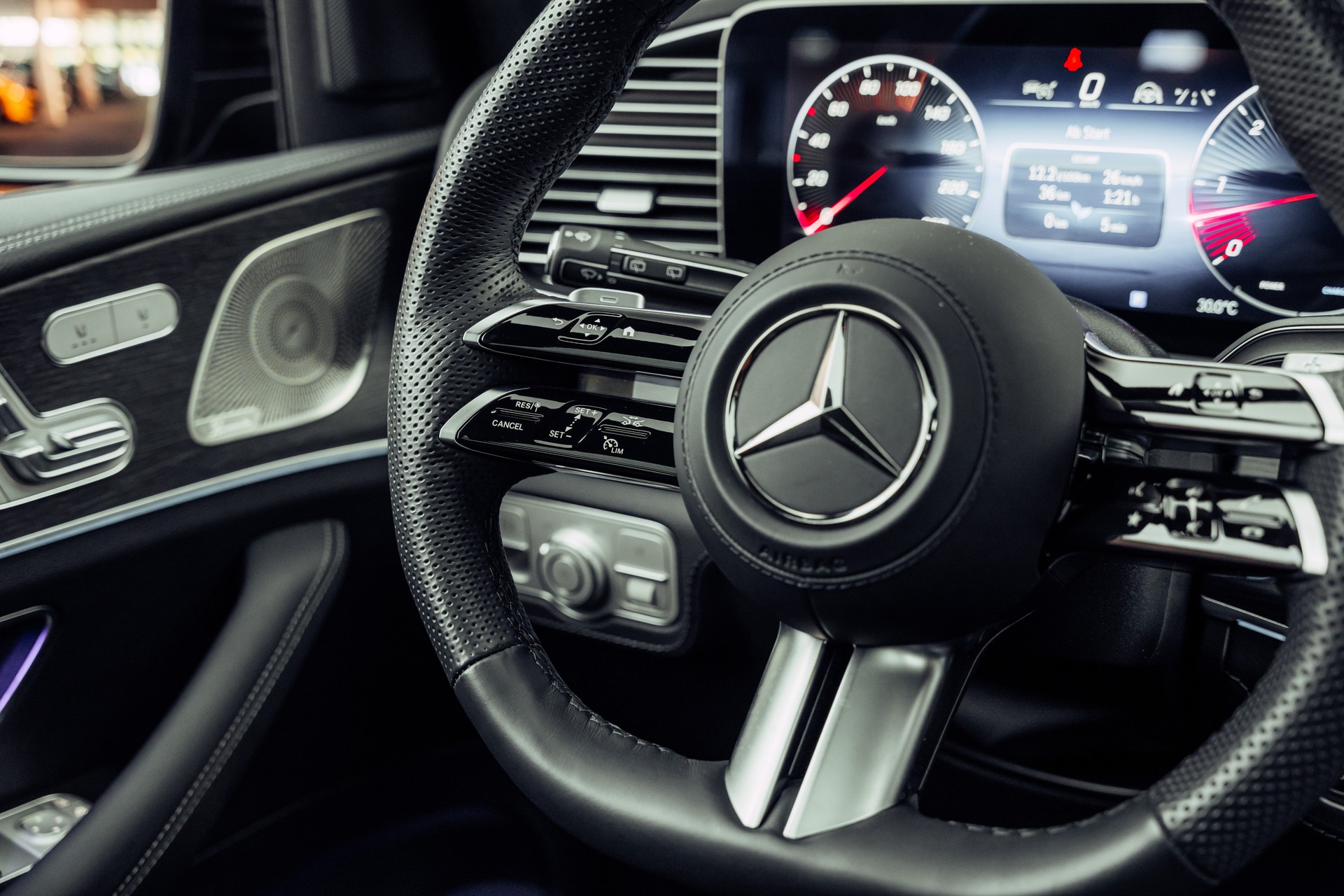 MERCEDES-BENZ GLE 450 d 4Matic AMG 9G-Tronic-image-17