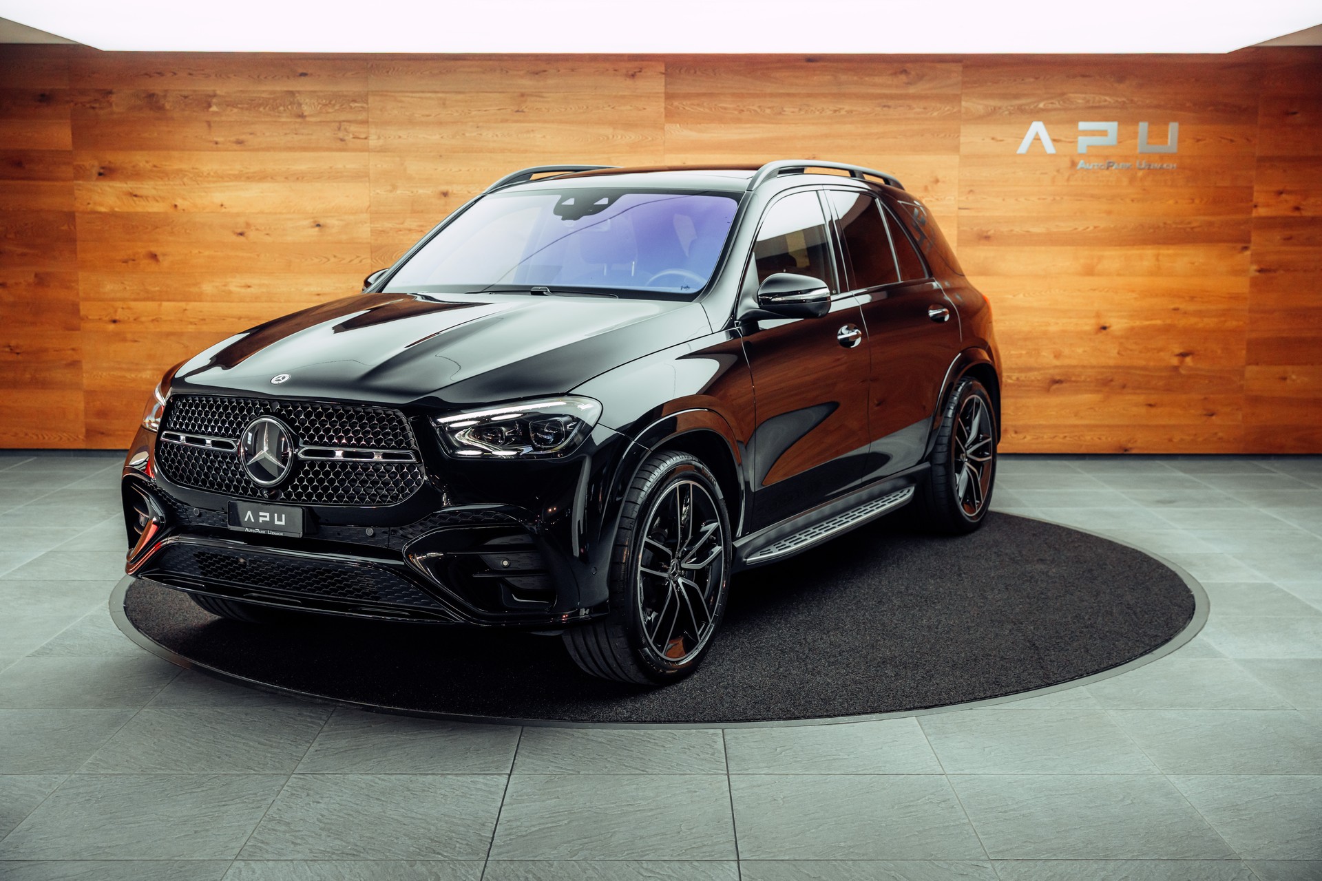 MERCEDES-BENZ GLE 450 d 4Matic AMG 9G-Tronic-showroom-element-3