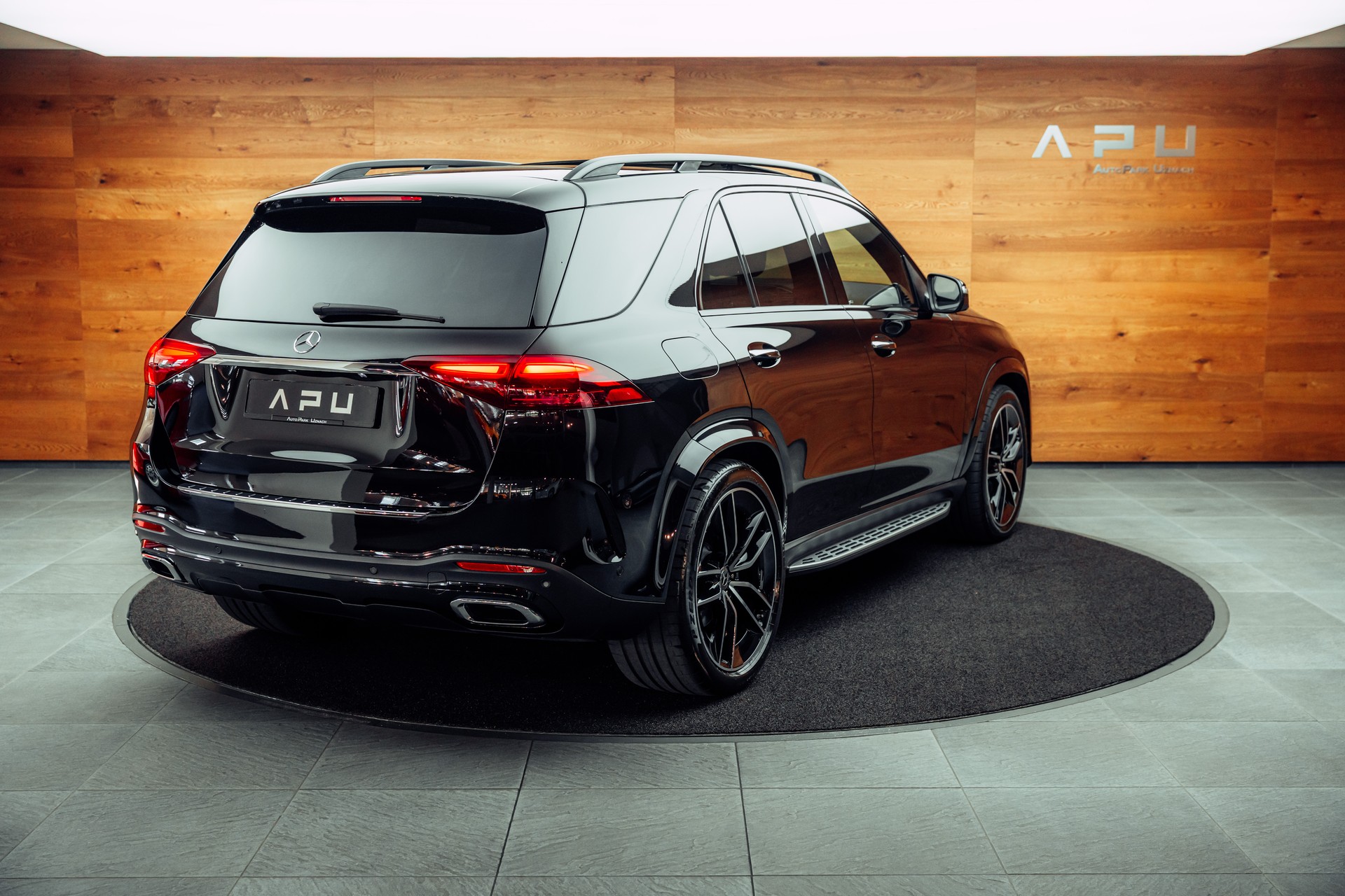 MERCEDES-BENZ GLE 450 d 4Matic AMG 9G-Tronic-showroom-element-1