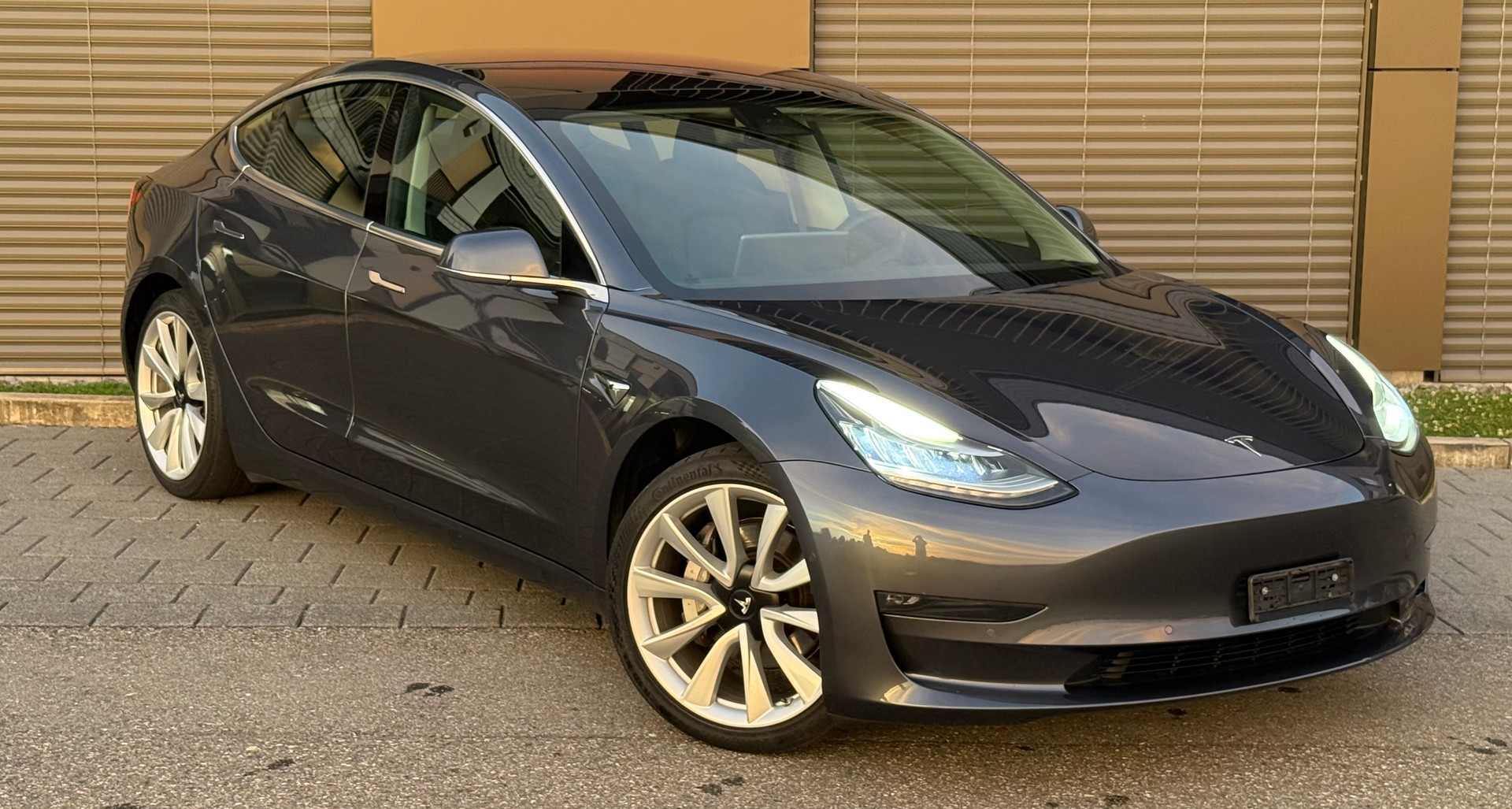 TESLA Model 3 Long Range Dual Motor AWD