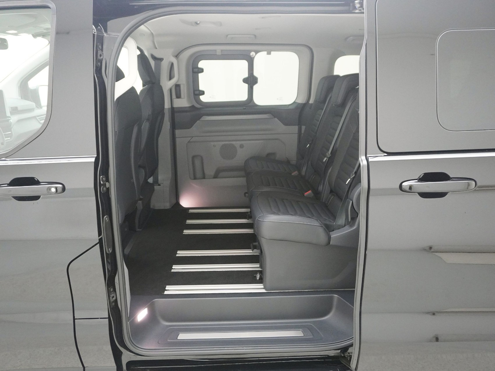 FORD Tourneo Custom 320 L2 2.0 TDCI Titanium X-image-14