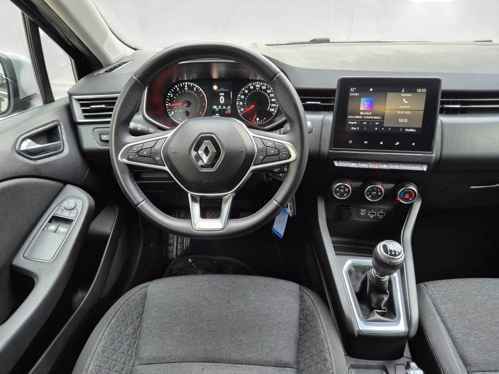 RENAULT Clio 1.0 Intens-image-9