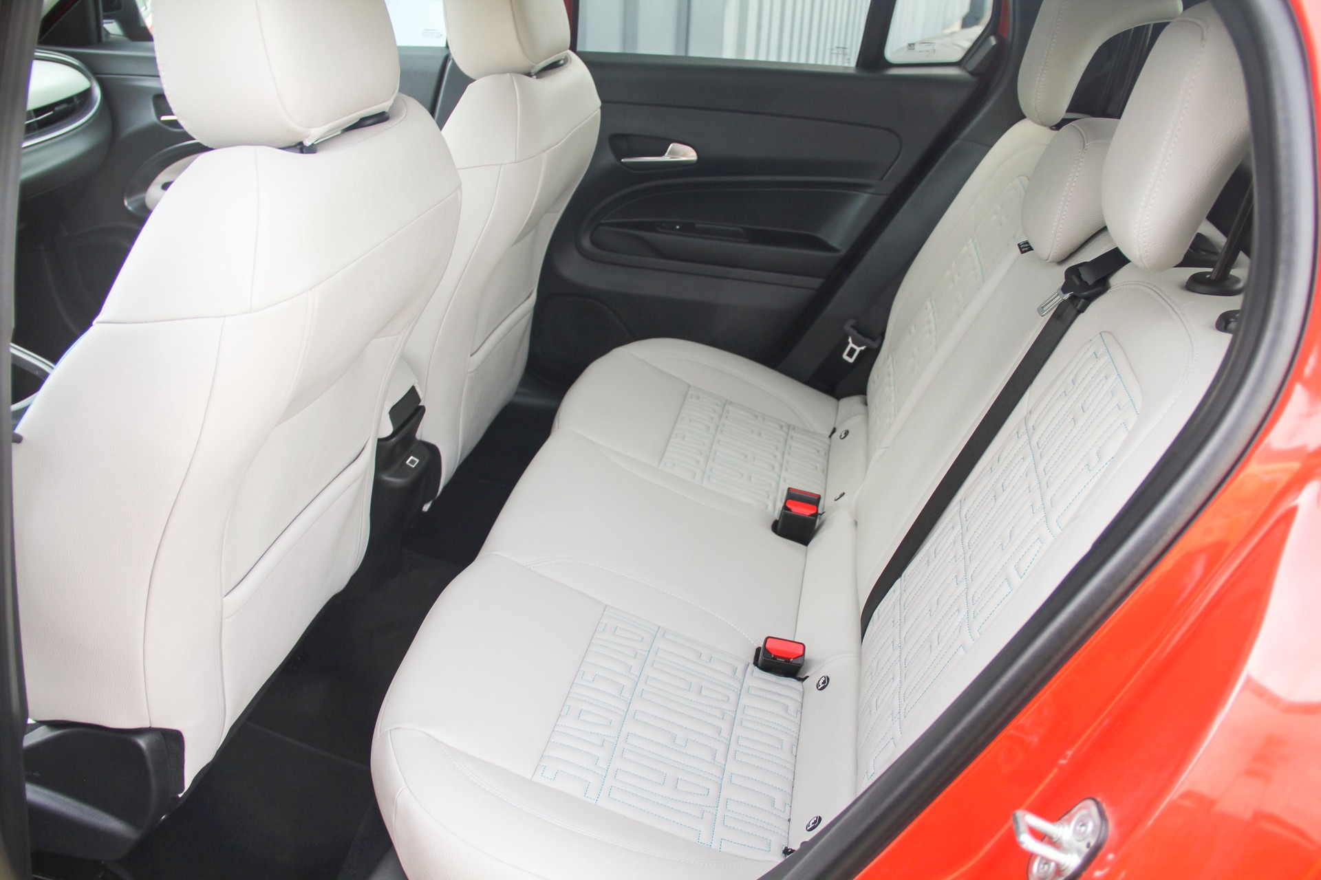 FIAT 600h MildHybrid La Prima ⭐⭐⭐⭐⭐-image-7