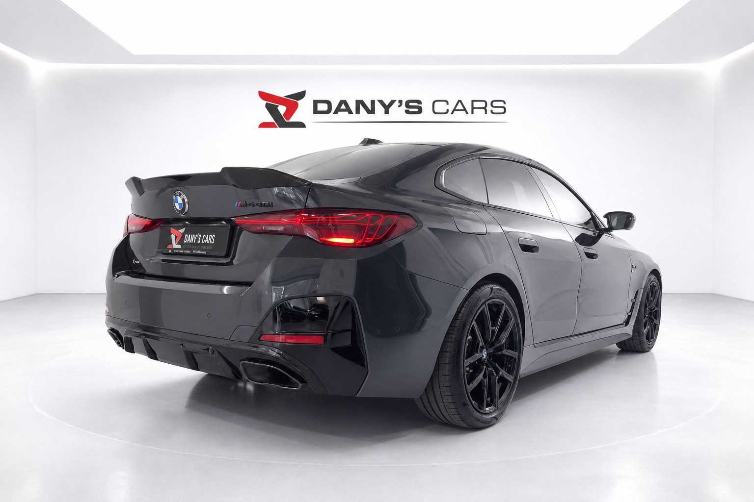 BMW M440i xDrive 48V Gran Coupé M-Performance Steptronic Individual-showroom-element-3
