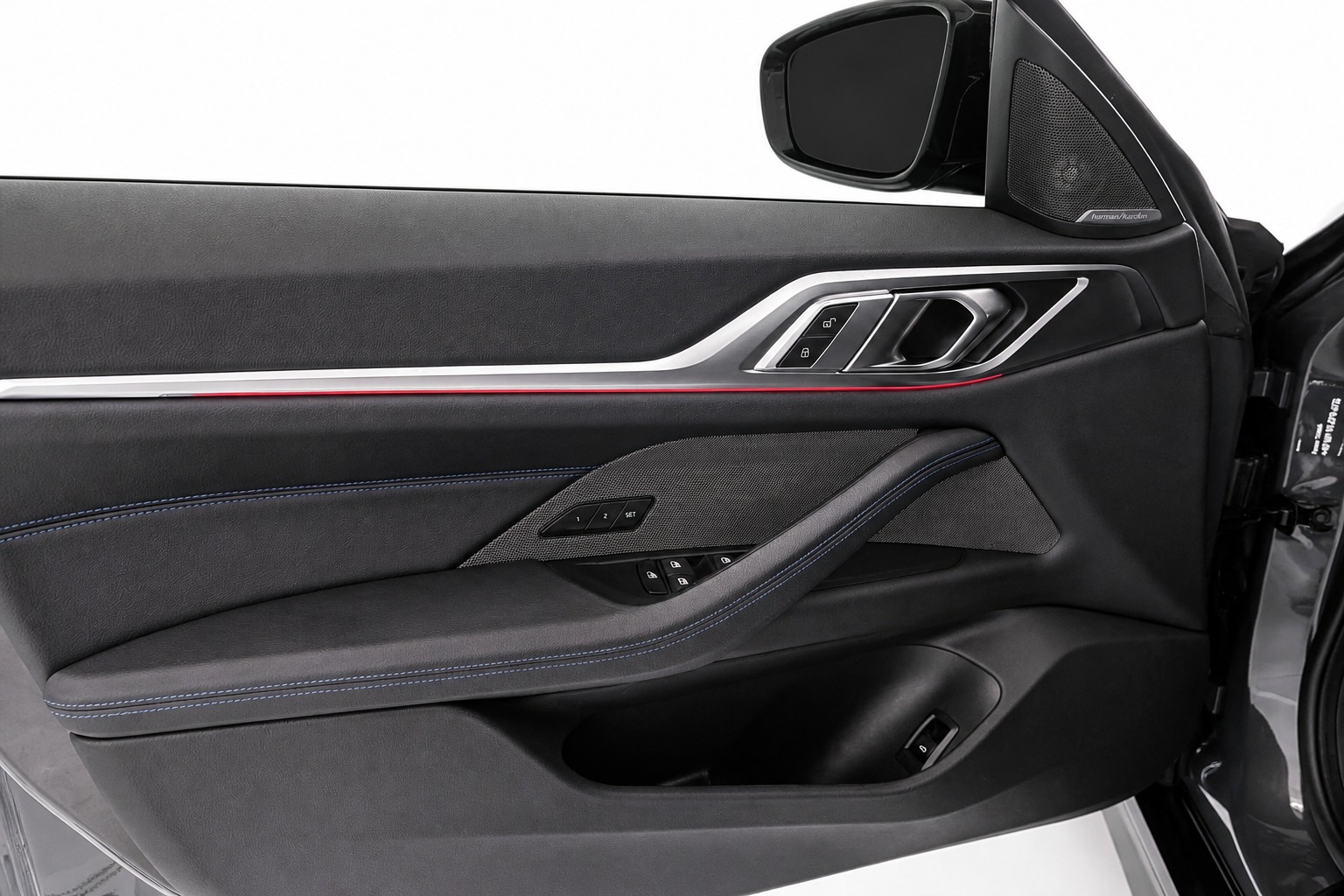 BMW M440i xDrive 48V Gran Coupé M-Performance Steptronic Individual-image-9