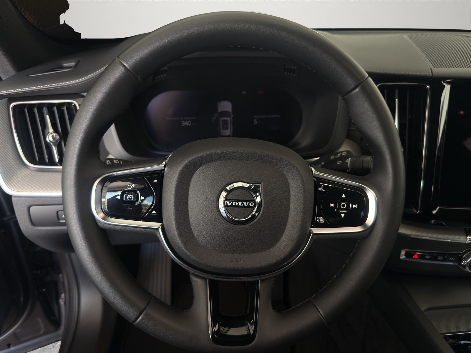 VOLVO XC60 2.0 T8 TE XCENTRIC eAWD-image-6