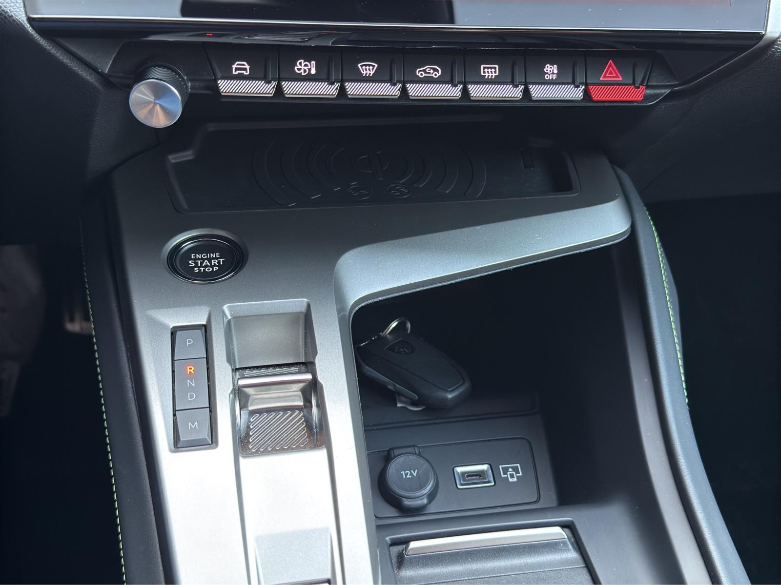 PEUGEOT 308 1.2 Hybrid GT-image-14