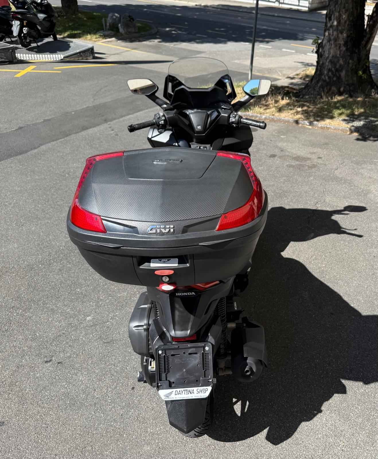 HONDA Nss 125 Forza Smart TopBox-image-8