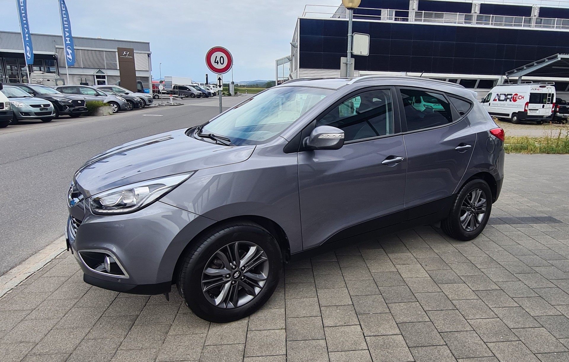 HYUNDAI iX 35 2.0 GDI Style 4WD-image-7