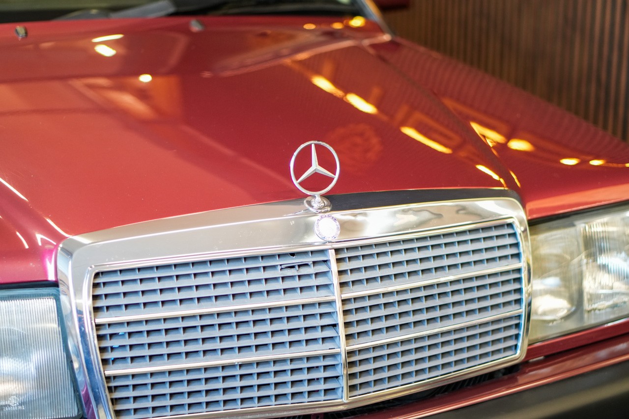 MERCEDES-BENZ 190 E 2.6-image-27